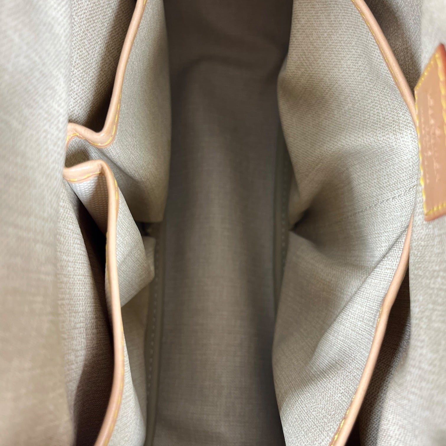LOUIS VUITTON/Bag/Monogram/Leather/BRW/Trouville handbag view 3