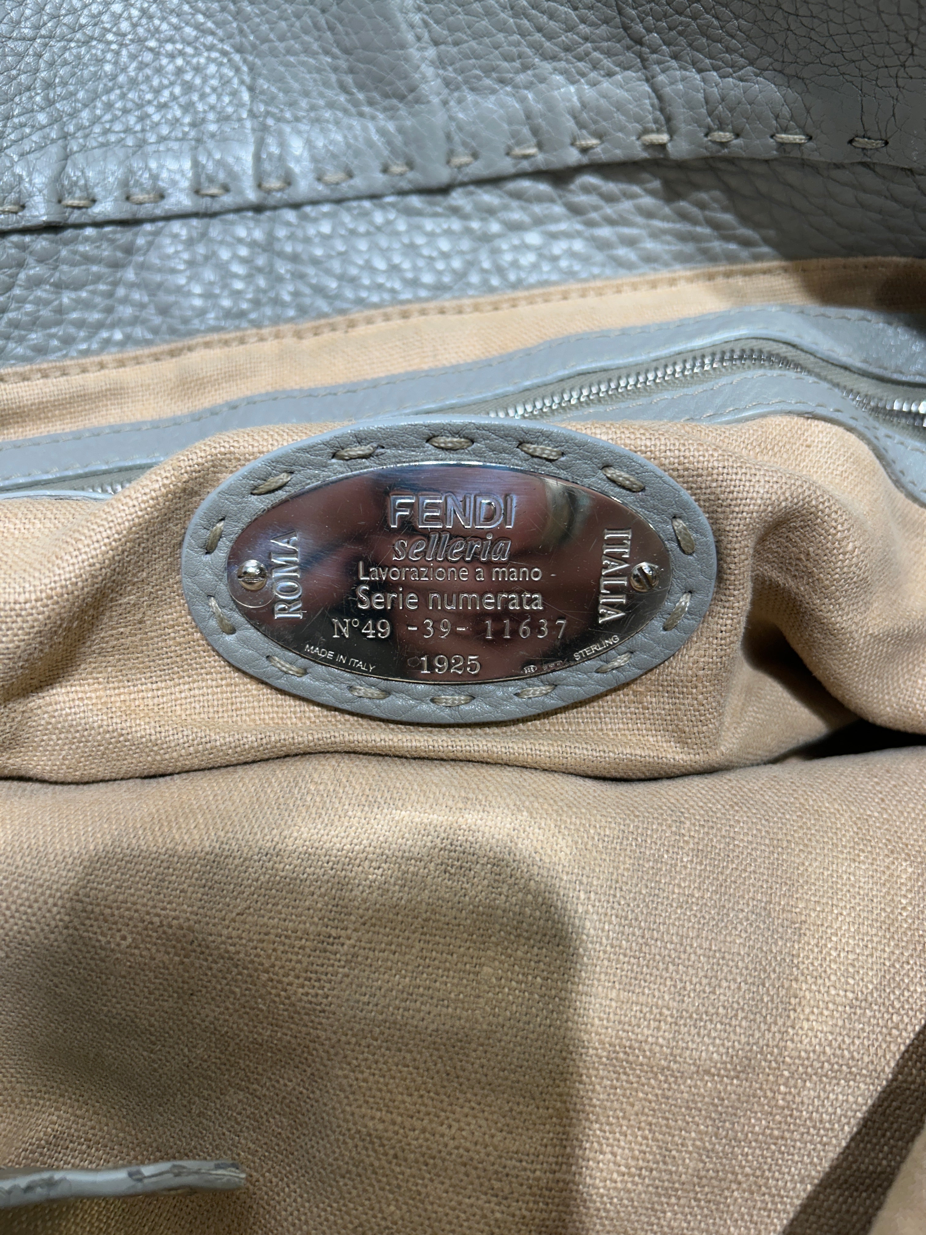 FENDI/Bag/Leather/GRY/GRAY LARGE PURSE view 5