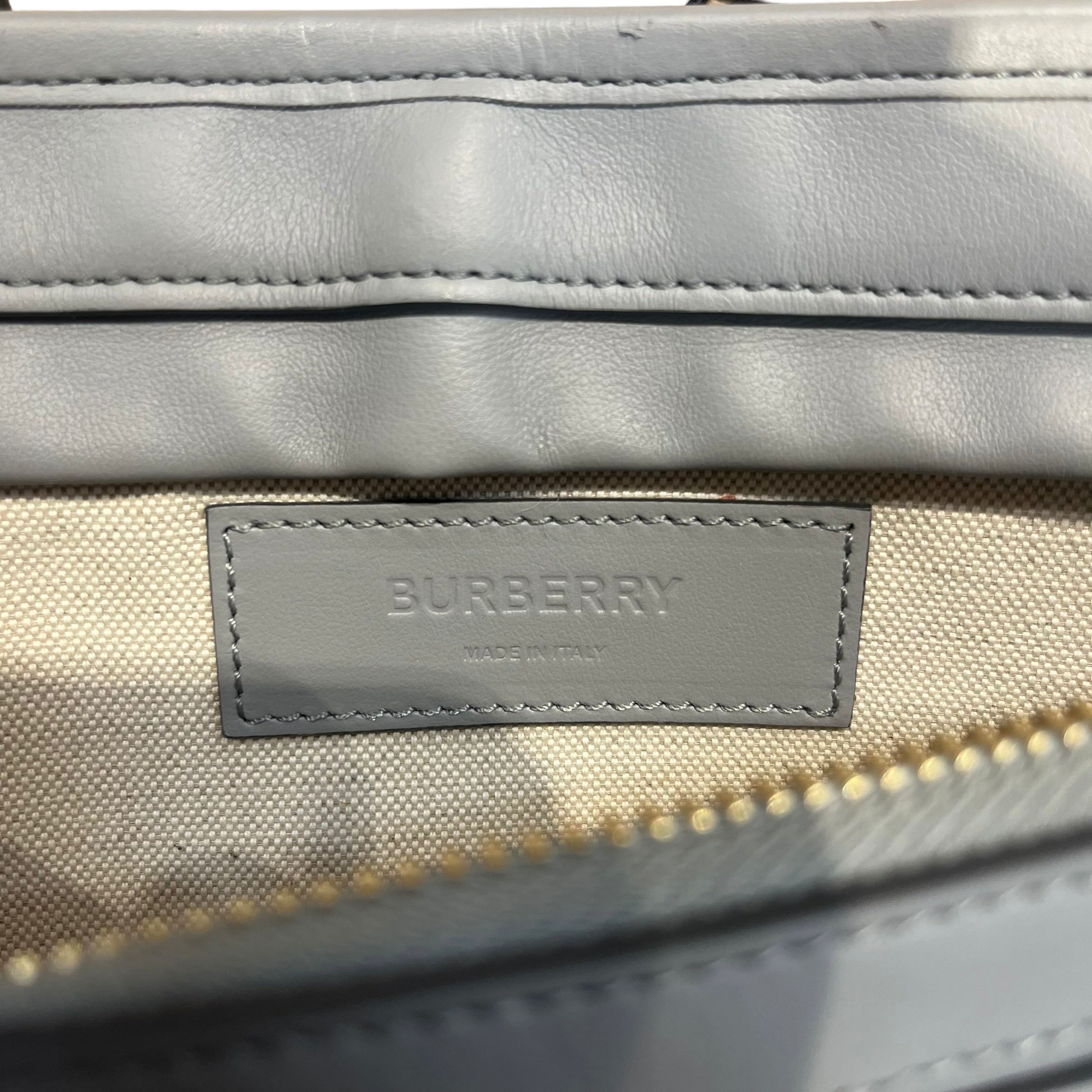 BURBERRY/Fanny Pack/FREE/Leather/GRY/SLIT POCKETS, 40809323 view 4