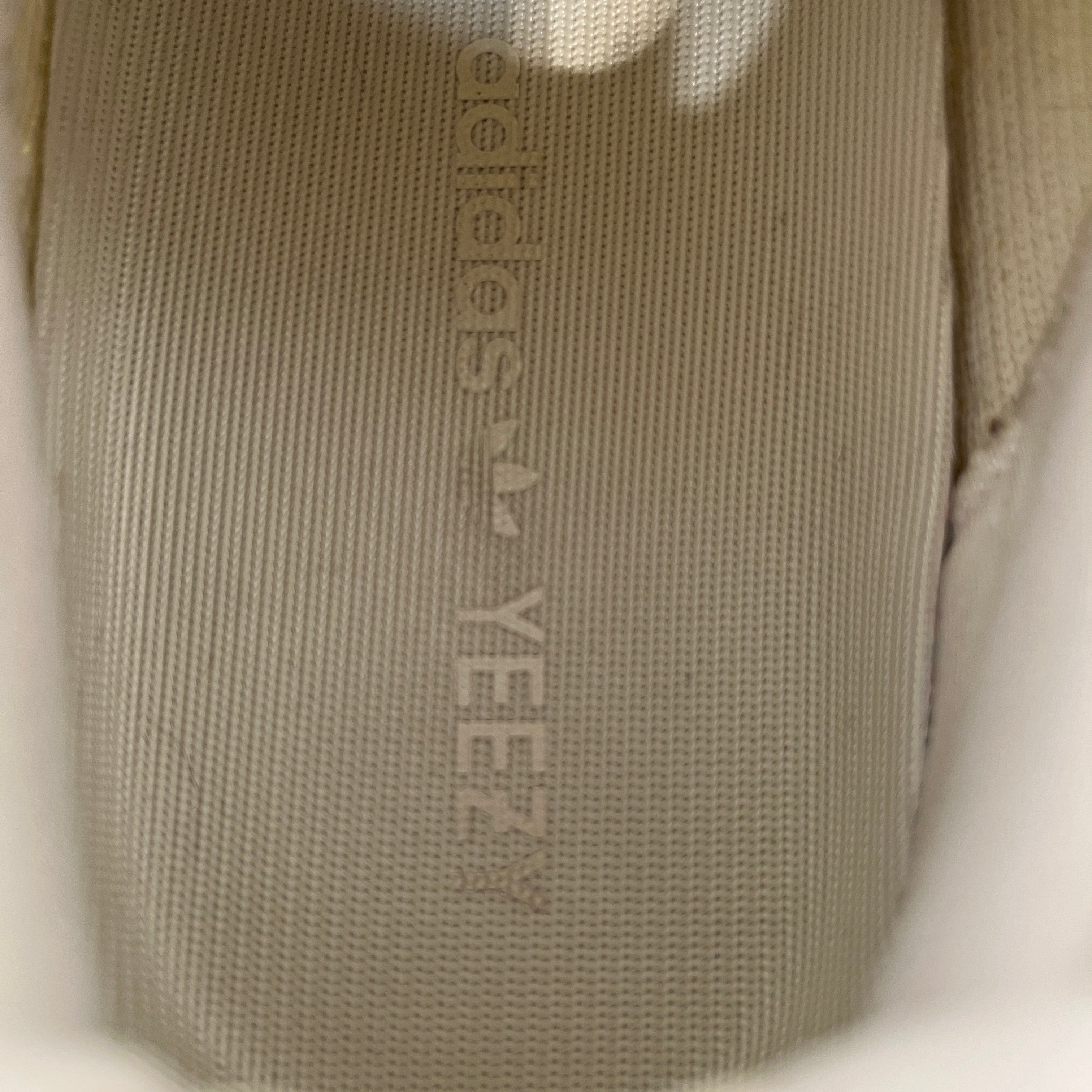 YEEZY/Low-Sneakers/US 10.5/Cotton/IVR/Boost 350 v2 Butter view 3
