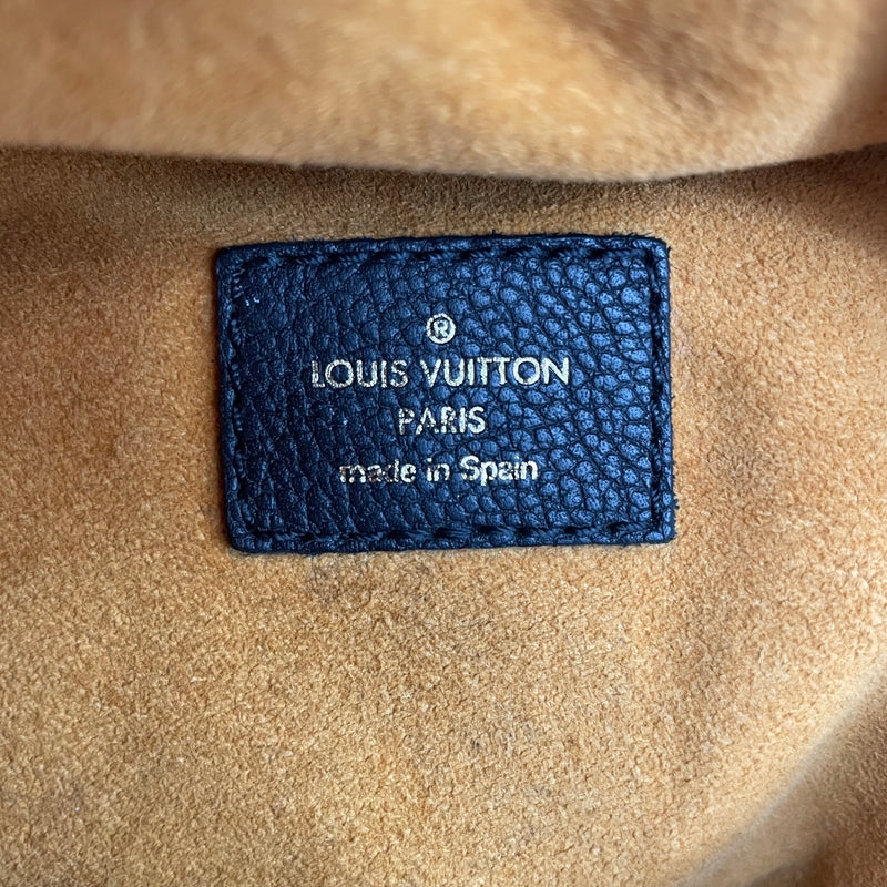 LOUIS VUITTON/Fanny Pack/Leather/BLK/QUILTED LV GOLD ZIPPER