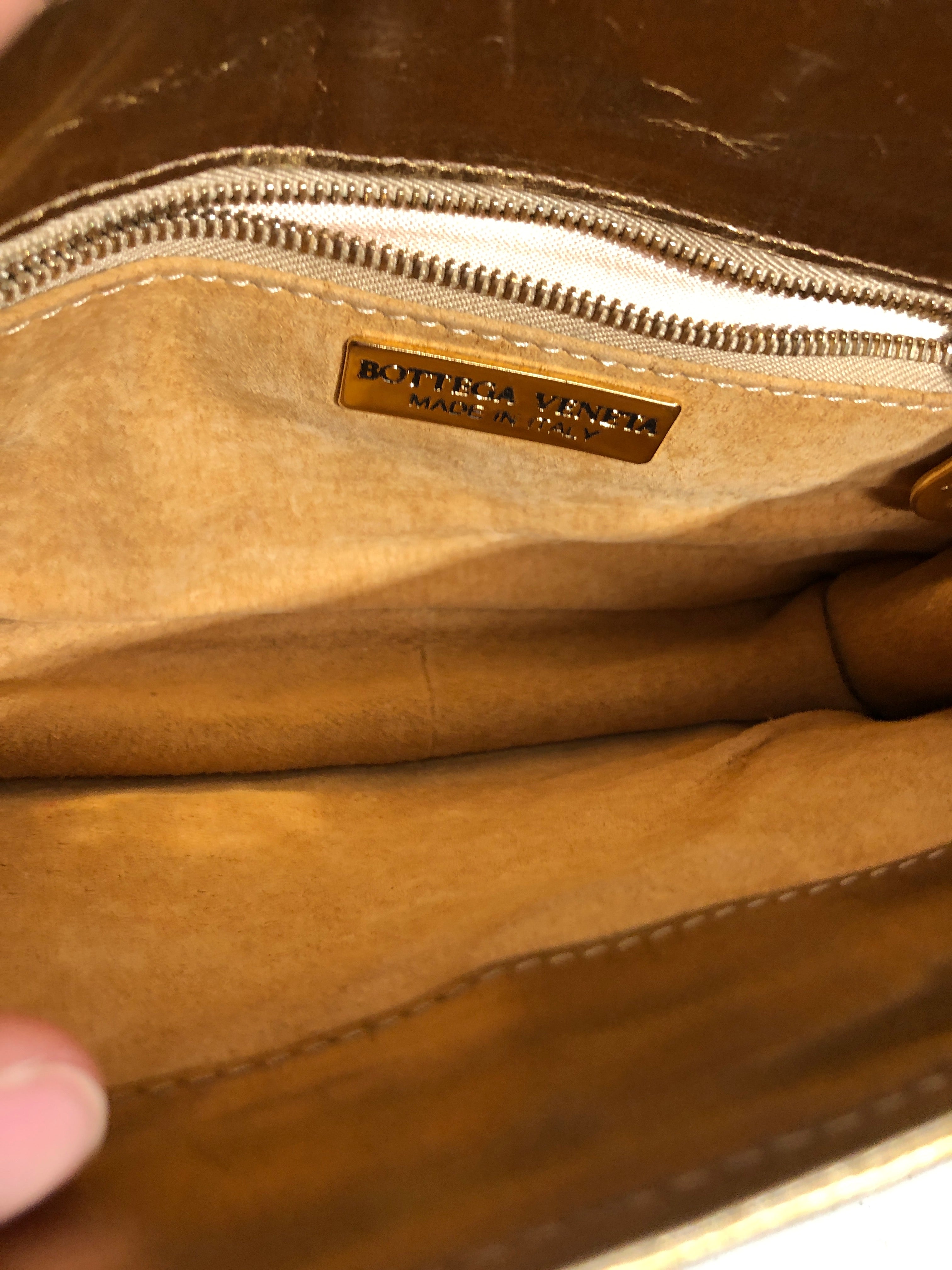 BOTTEGA VENETA/Cross Body Bag/Leather/GLD/woven leather bag w ornament view 4