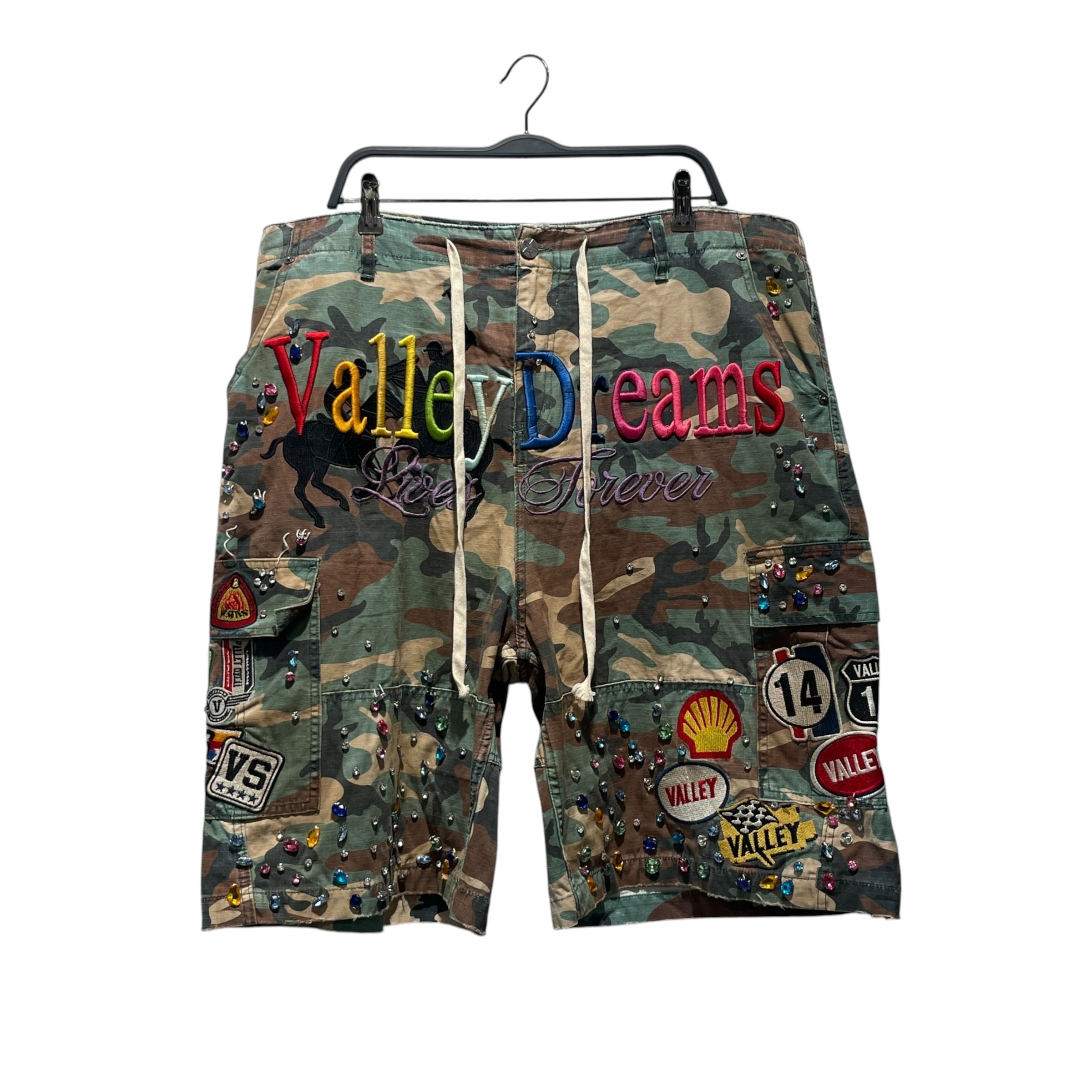 Vale/Shorts/36/Cotton/MLT/Camouflage/DIY Jorts view 1
