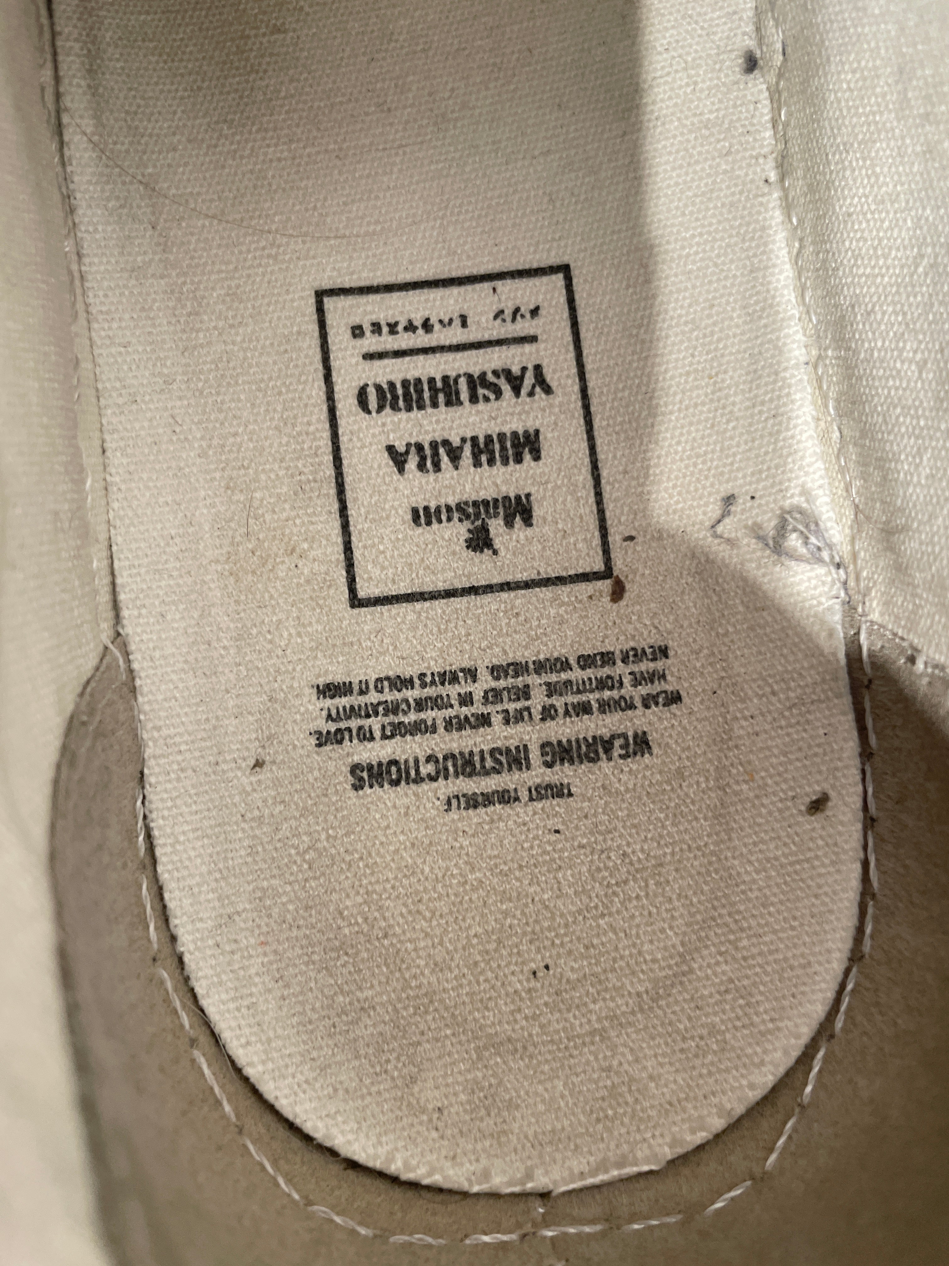 MIHARA YASUHIRO/Low-Sneakers/EU 42/Cotton/BLK/Hank og sole view 3