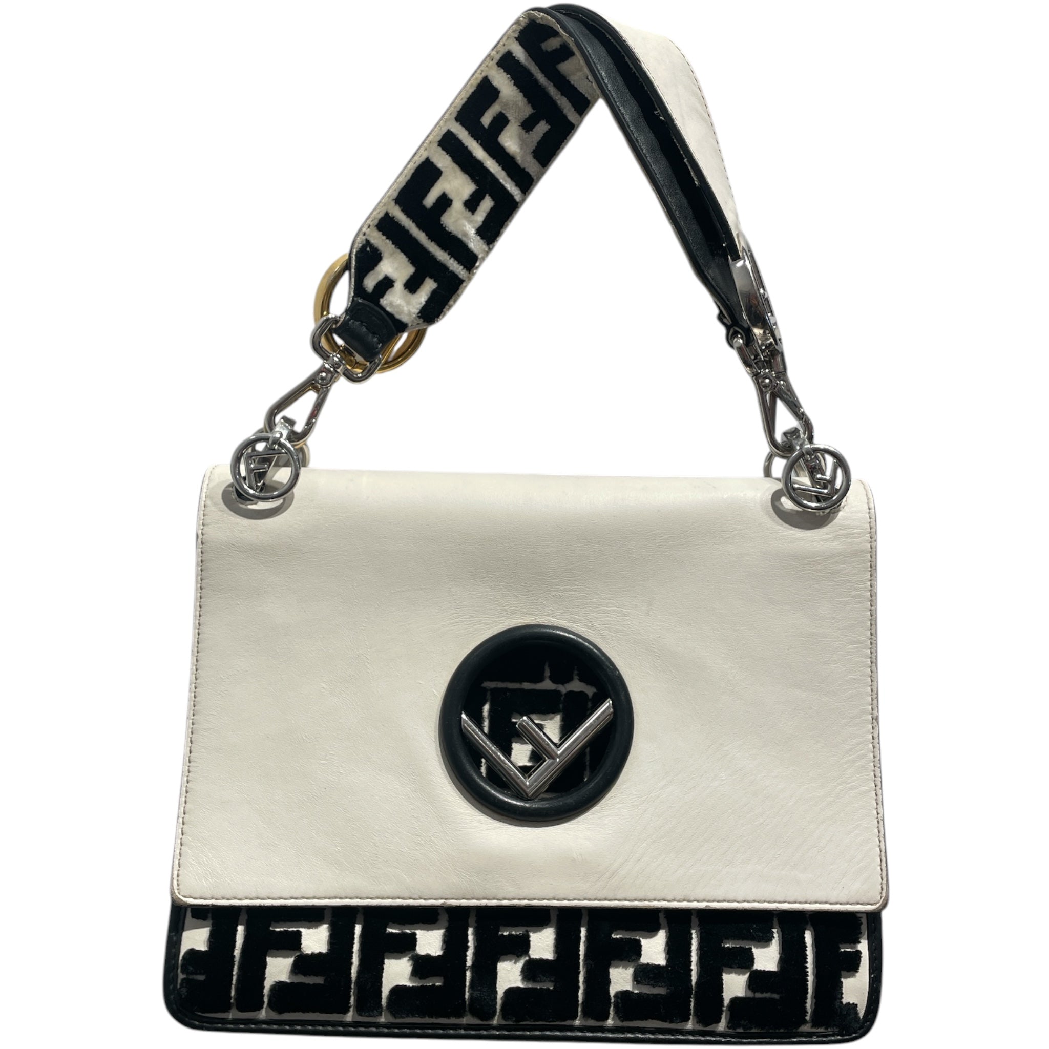 FENDI/Hand Bag/Leather/WHT/Vitello Kan i Logo Bag view 1