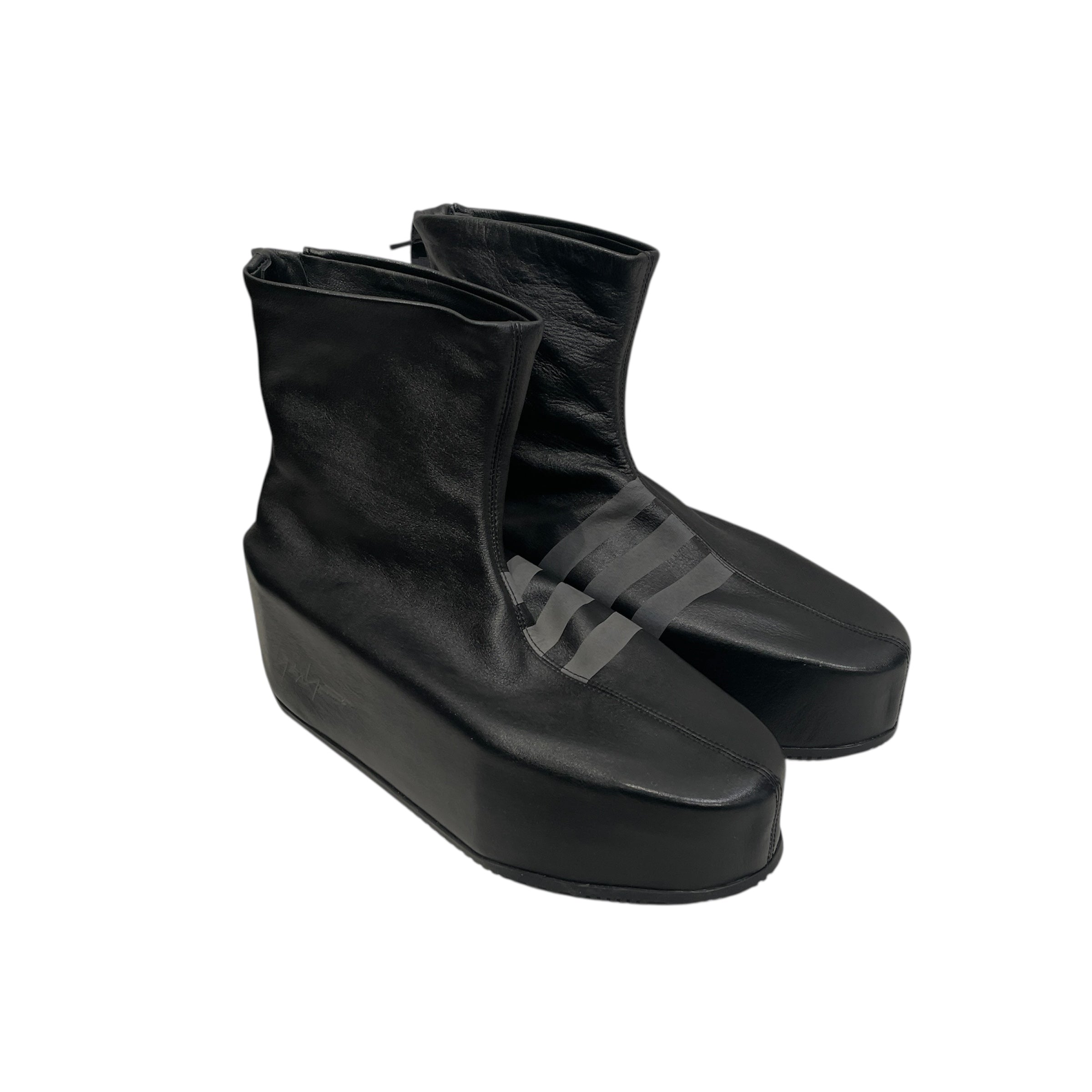 Y-3/Pull-On Boots/US 9/Leather/BLK/KYASU OVERBOOT view 1