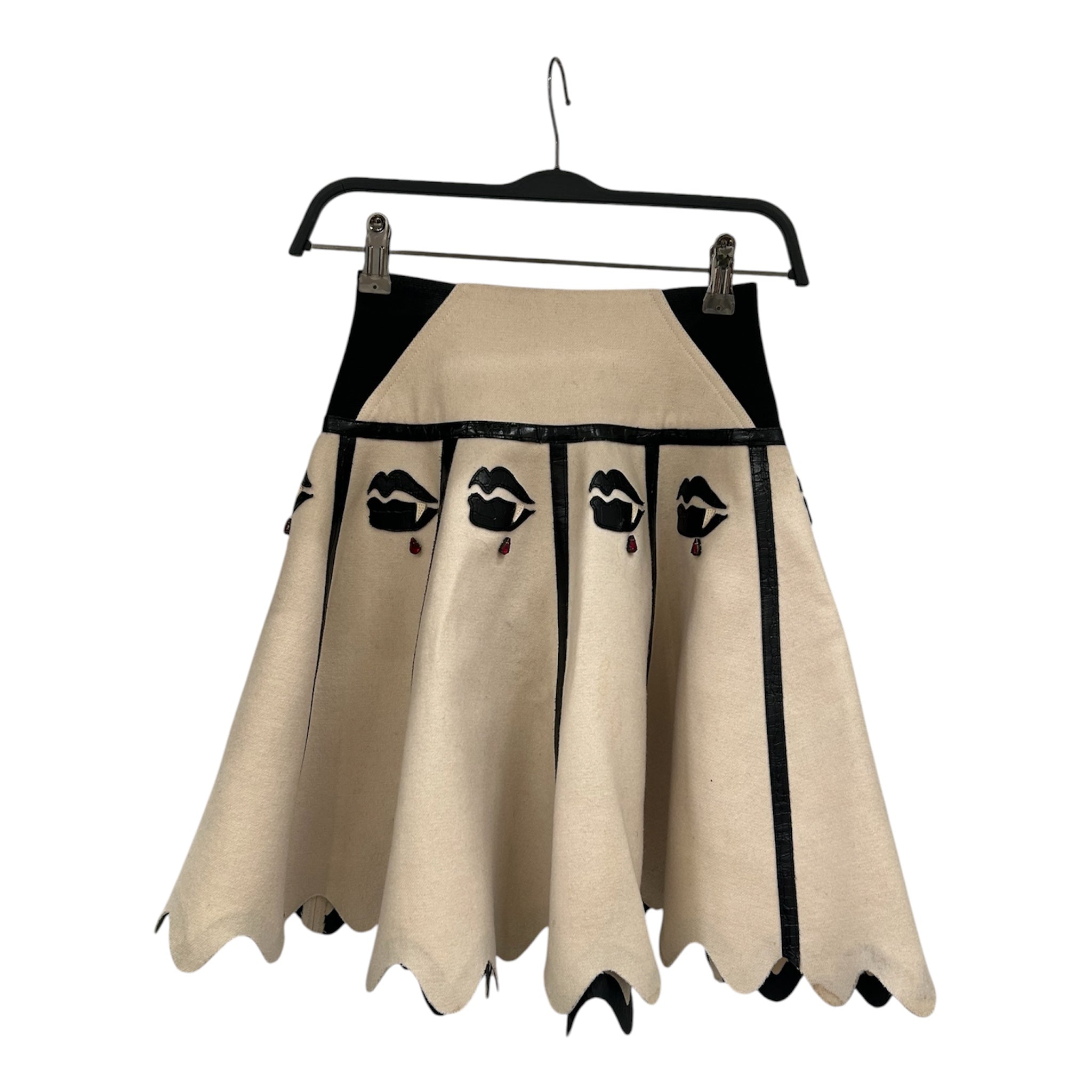 UNDERCOVER/Skirt/1/Wool/WHT/L1601-1 view 1