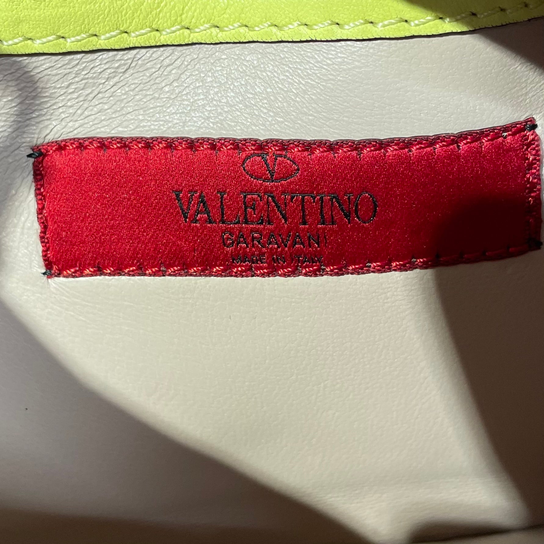 VALENTINO GARAVANI/Wallet/Leather/YEL/studded chartreuse clutch bag view 3