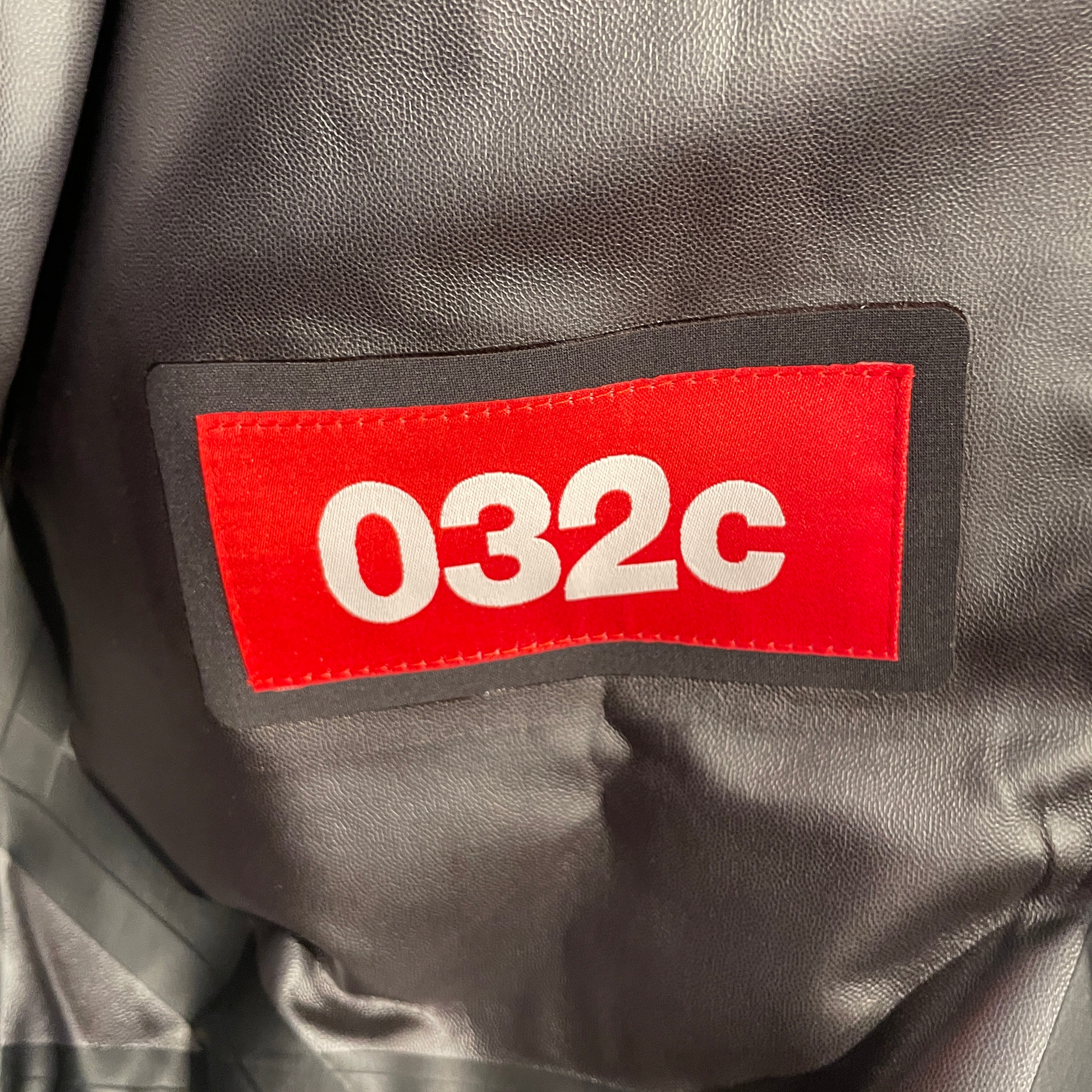 032c/Flight Jkt/46/Polyester/BLK/WATERPROOF SEAM TAPED BOMBER view 3