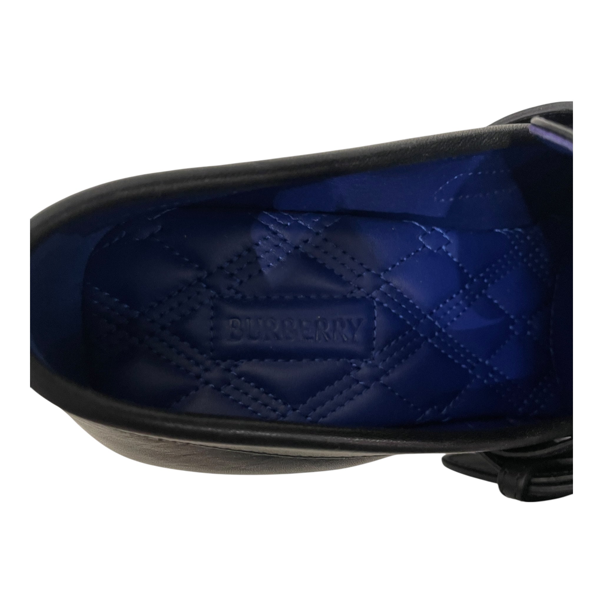 BURBERRY/Heels/EU 39/Leather/BLK/BUCKLE STRAP LOAFER HEEL view 4