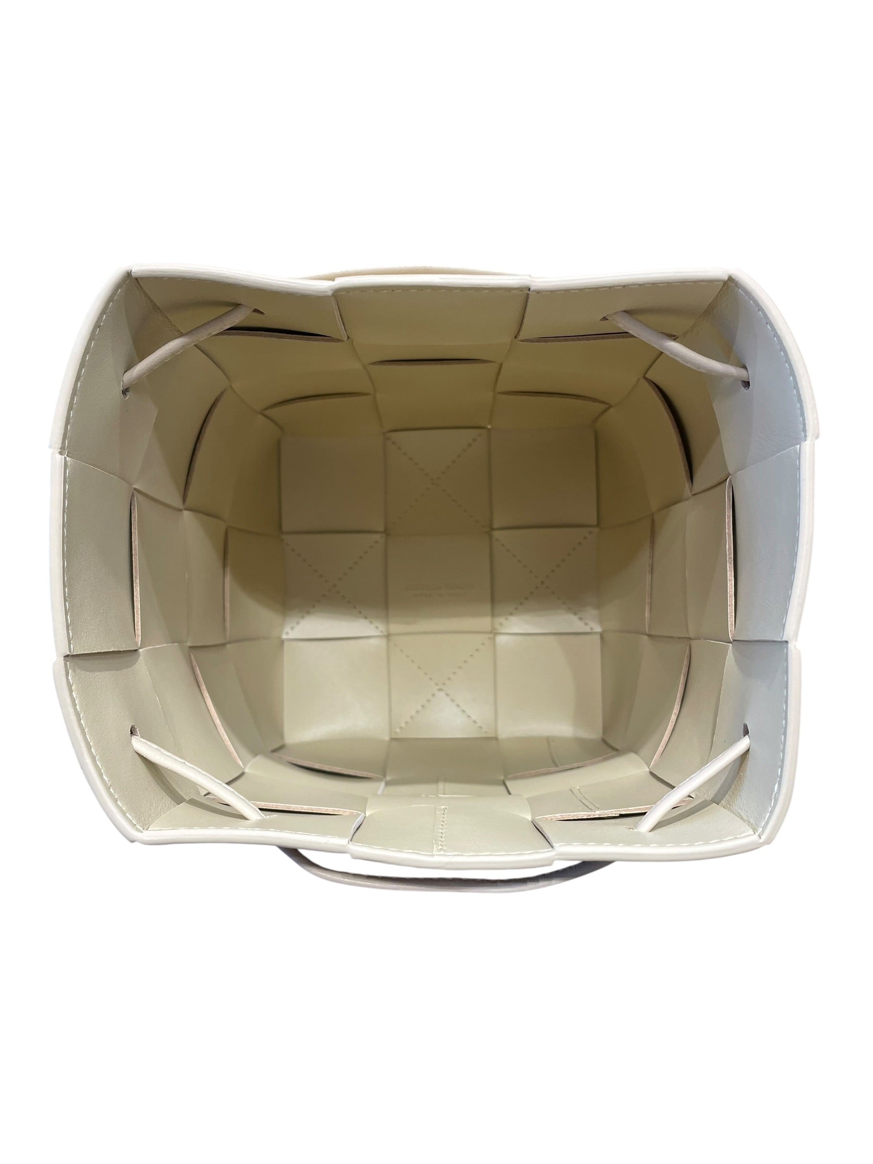 BOTTEGA VENETA/Bag/Leather/IVR/Mini Cassette Bucket Bag view 3