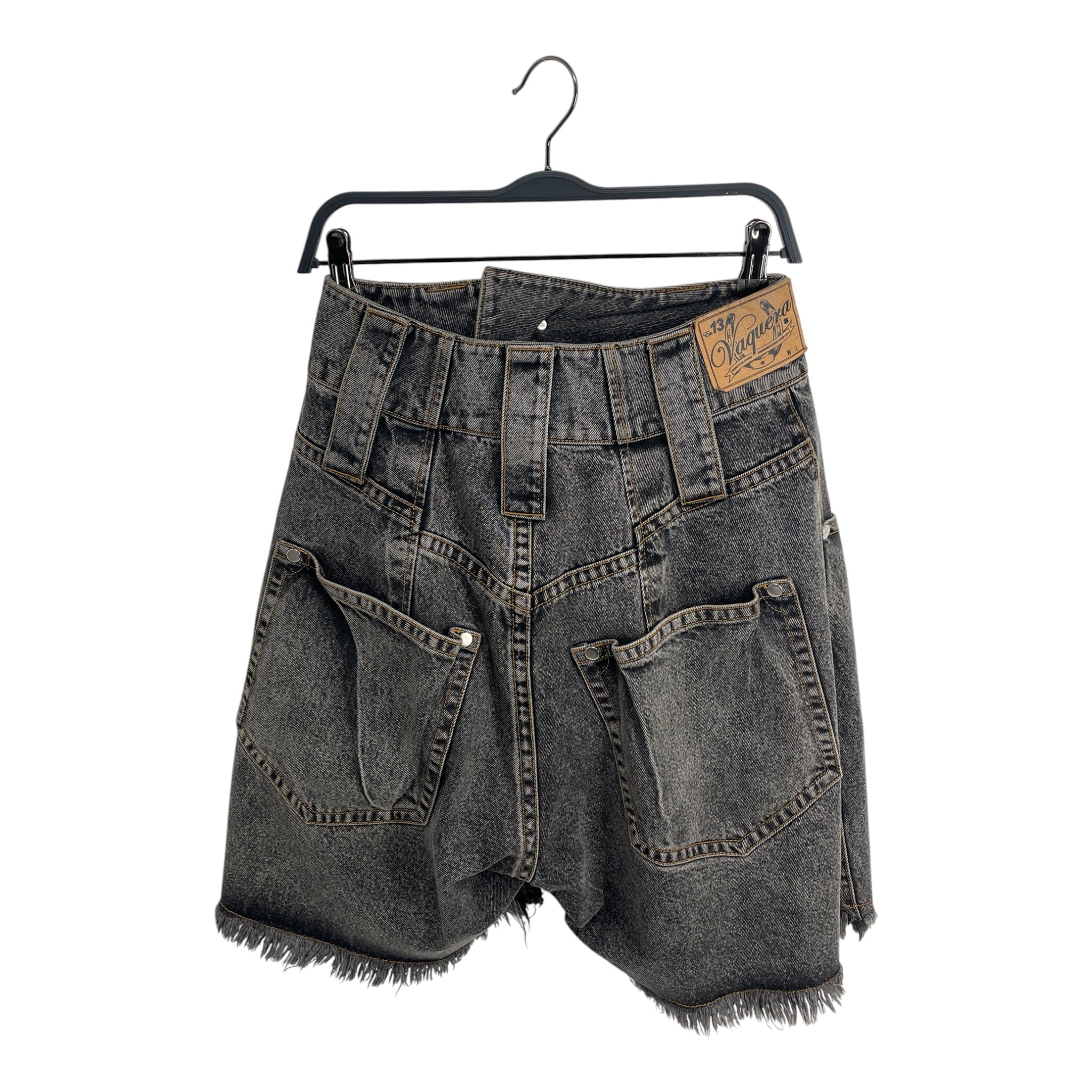 Vaquera/Shorts/25/Cotton/GRY/FRAY HEM/JUMBO CLOSURE BUTTON view 2