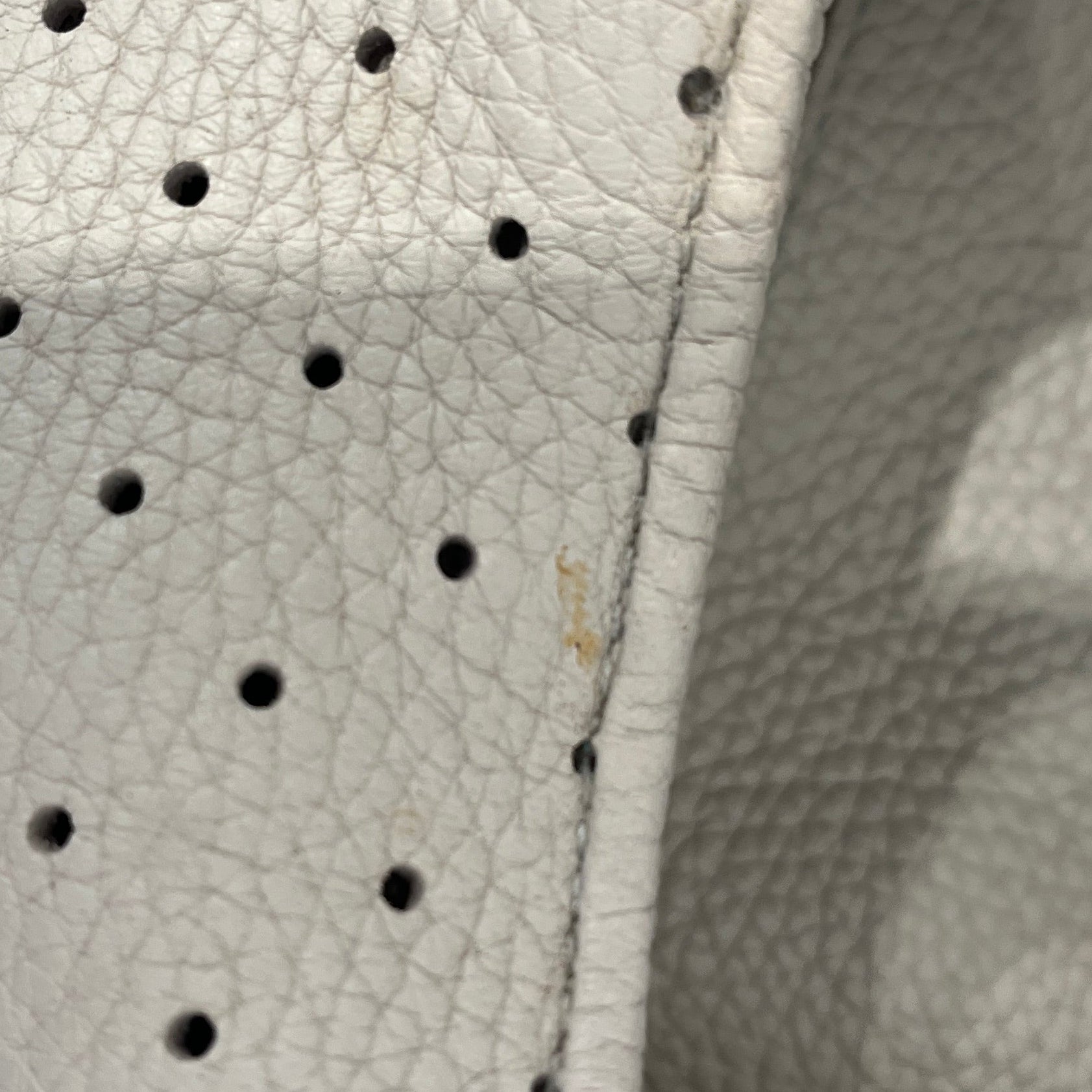 BOTTEGA VENETA/Bag/Leather/CRM/PERFORATED INTRECCIATO TOTE view 9