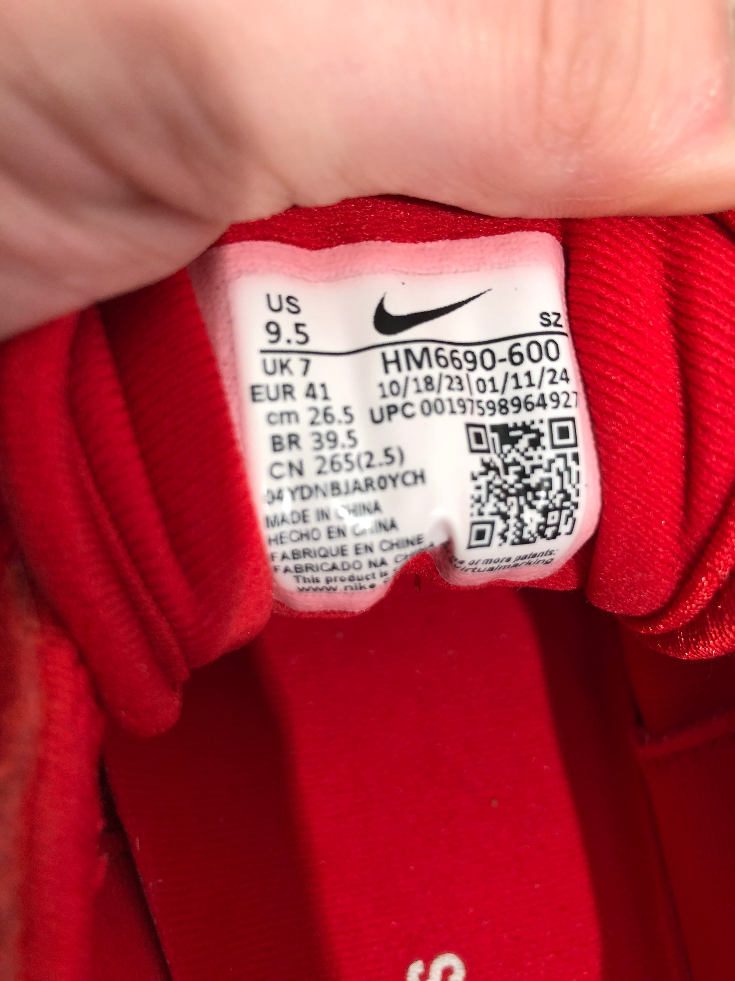 NIKE/JACQUEMUS/Low-Sneakers/US 9.5/Suede/RED/Plain-Toe/Nike Air Max view 4