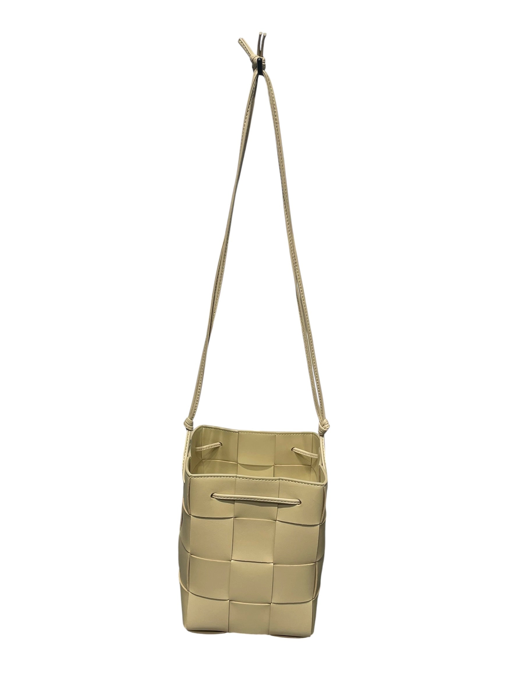 BOTTEGA VENETA/Bag/Leather/IVR/Mini Cassette Bucket Bag view 2
