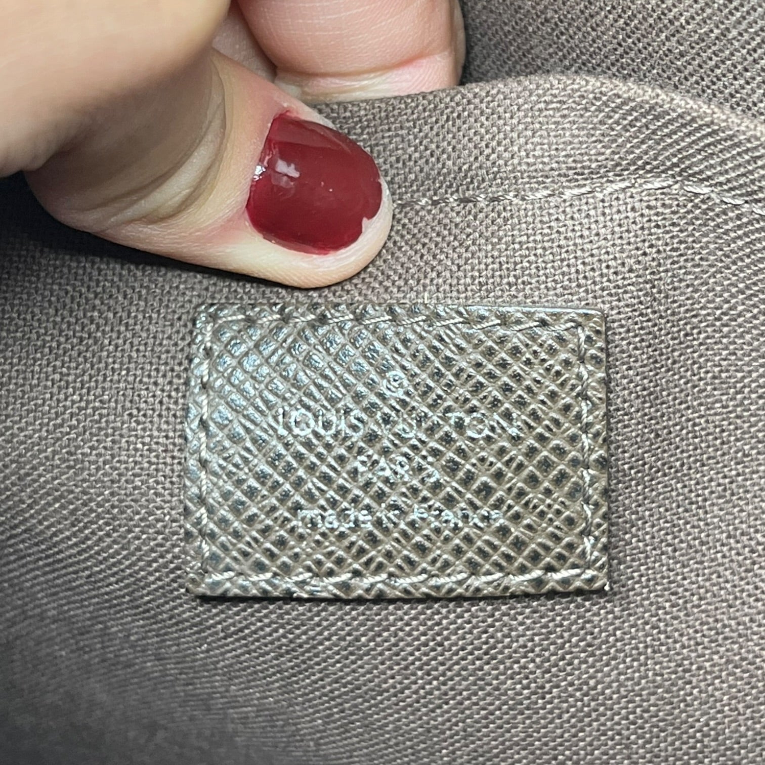 LOUIS VUITTON/Cross Body Bag/Leather/BRW/TAIGA ANDREI BAG view 3