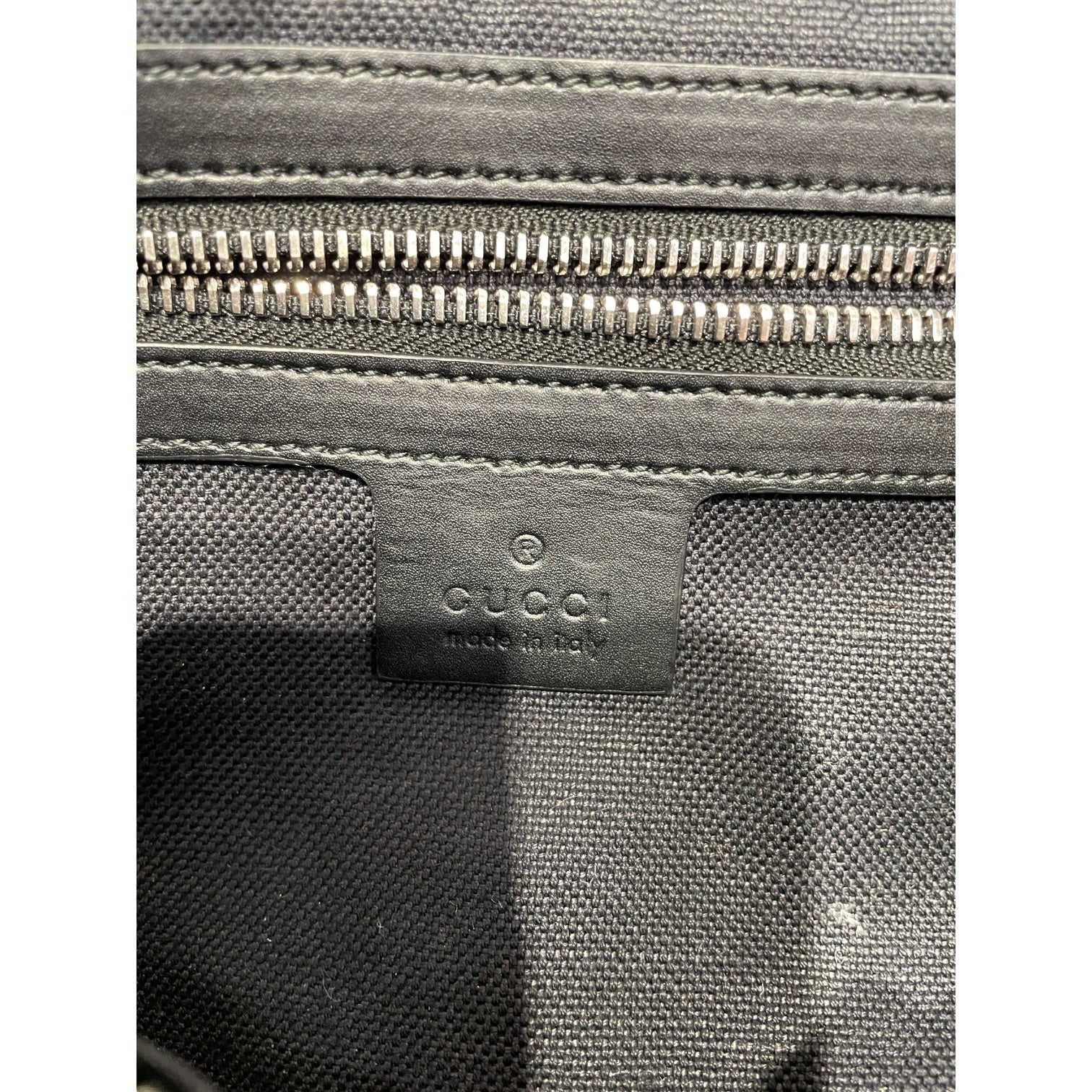 GUCCI/Fanny Pack/Leather/BLK/GG Supreme Belt Bag view 3