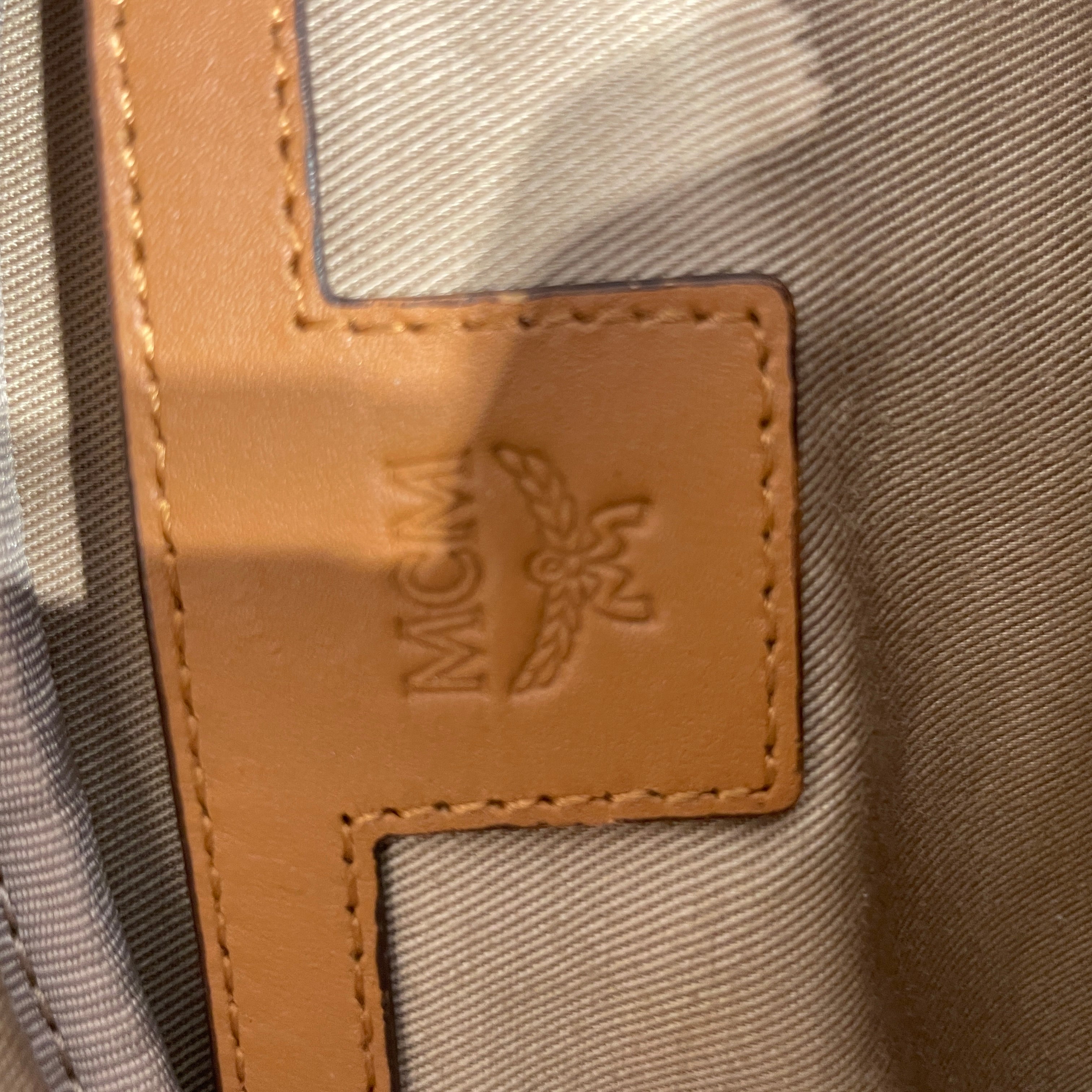 MCM/Fanny Pack/Monogram/Leather/CML/monogram view 5