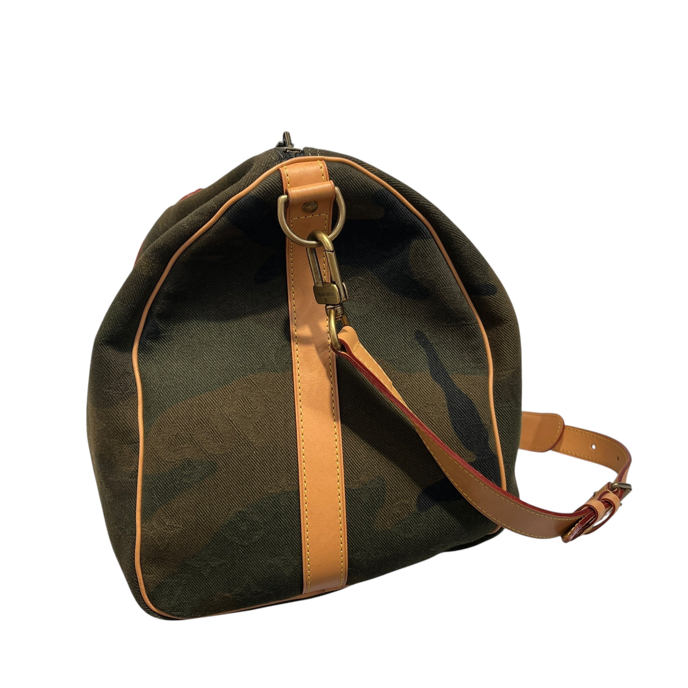 LOUIS VUITTON/Supreme/Luggage/Cotton/GRN/SUPREME SS17 CAMO KEEPALL TRAV view 2