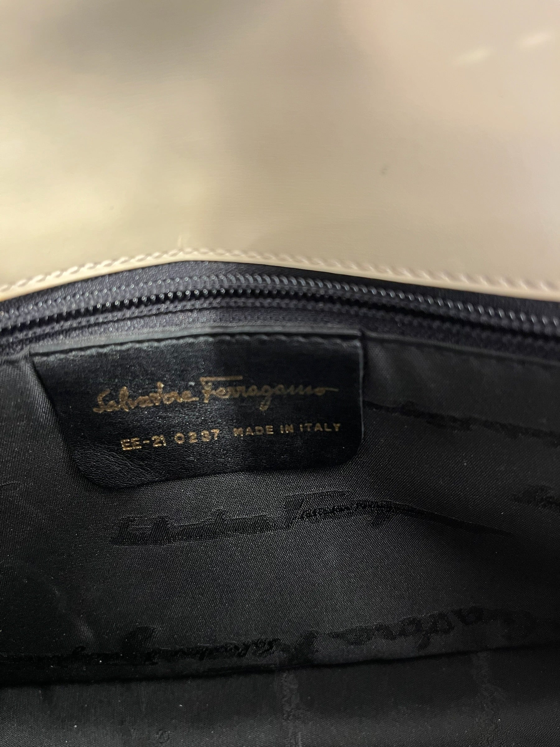 Salvatore Ferragamo/Bag/Leather/BEG/ view 7