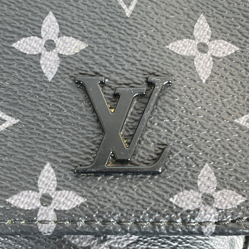 LOUIS VUITTON/Cross Body Bag/Monogram/Leather/BLK/District Messenger Bag