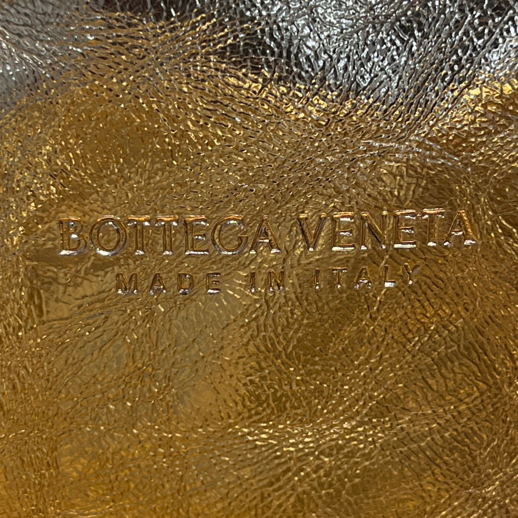 BOTTEGA VENETA/Bag/Leather/GLD/golden woven with mag closure view 4
