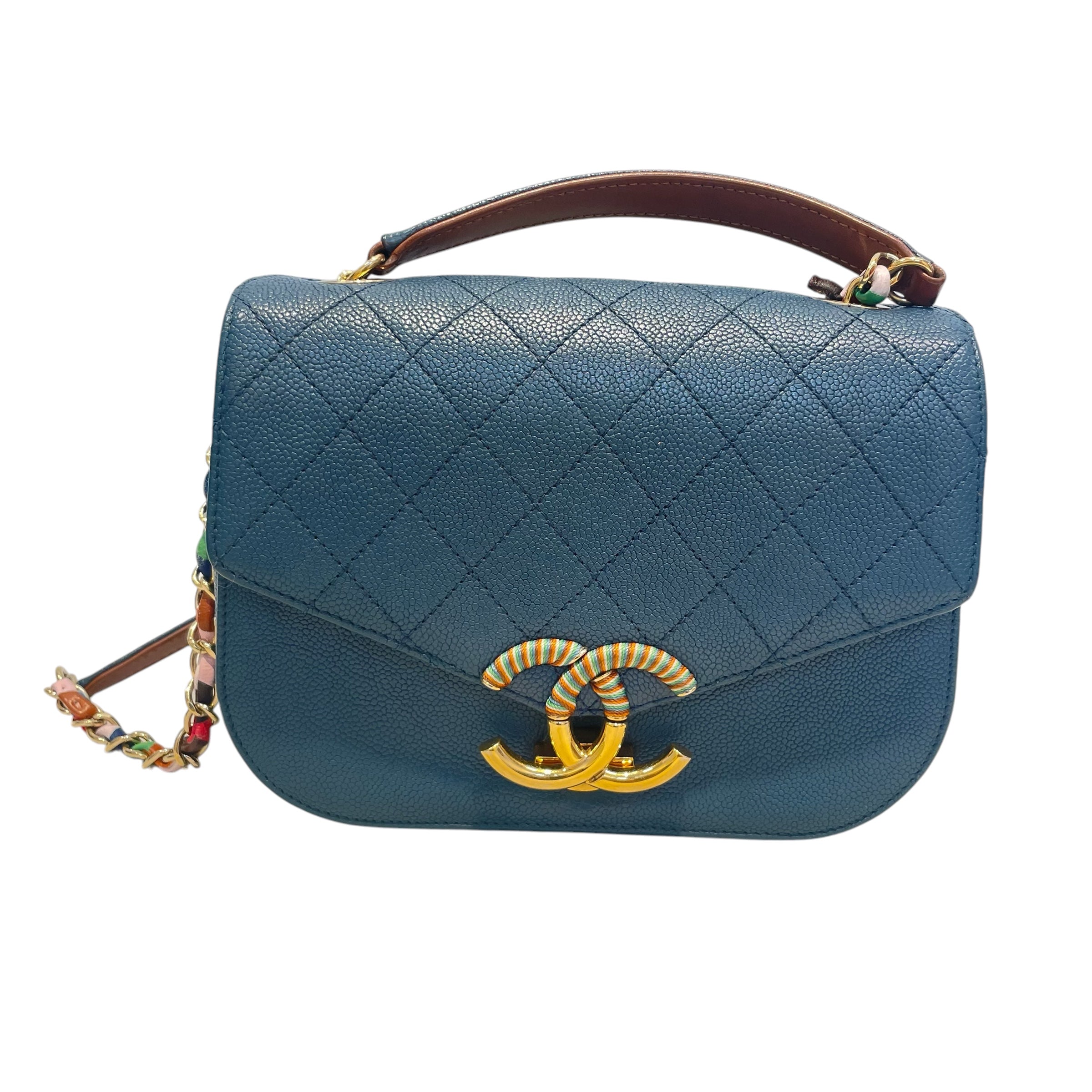 CHANEL/Cross Body Bag/Leather/BLU/23581904/pariscuba thread flap view 1