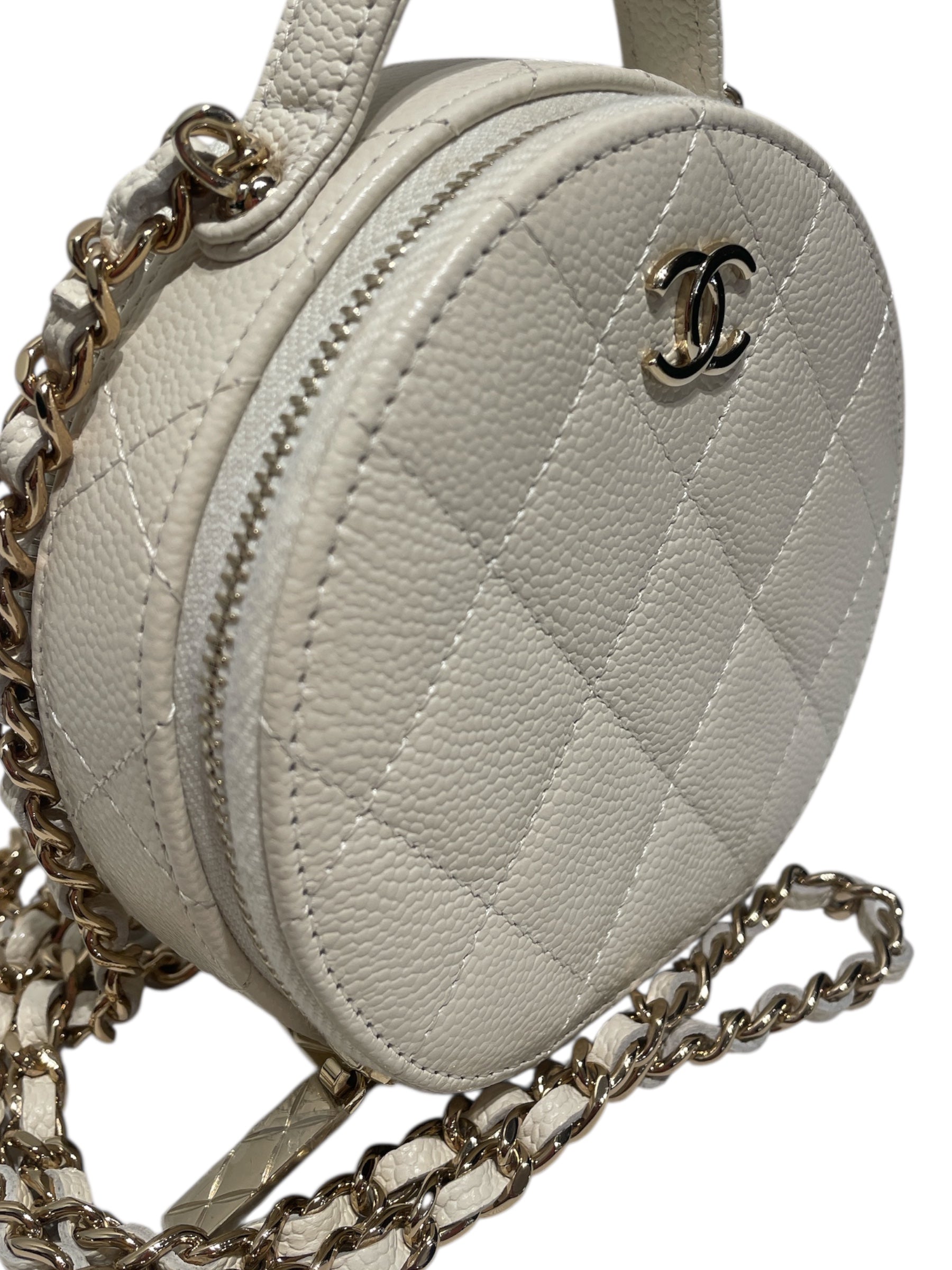 CHANEL/Cross Body Bag/Leather/WHT/2022 CRUISE COLLECTION view 6