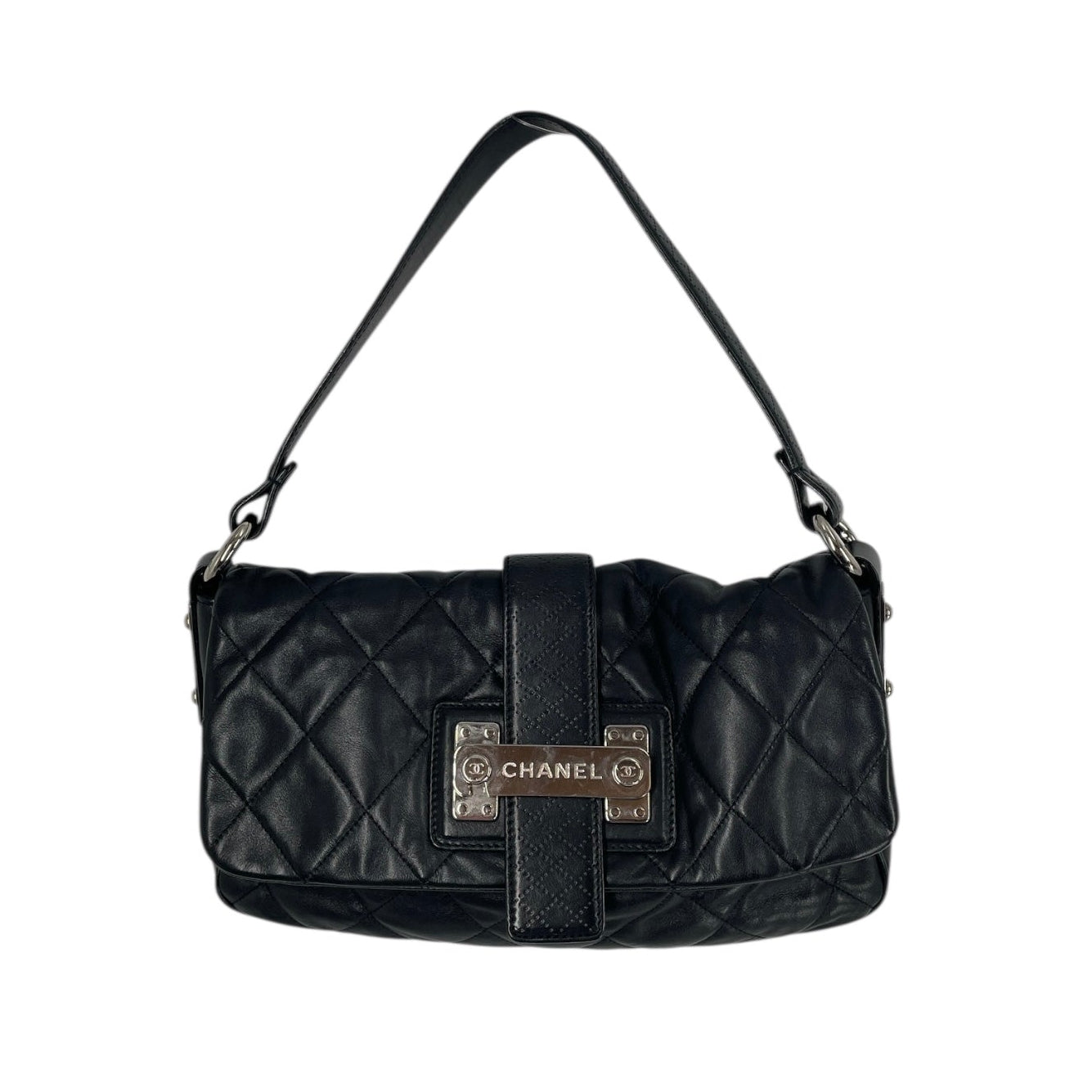 CHANEL/Hand Bag/Leather/BLK/door latch view 1