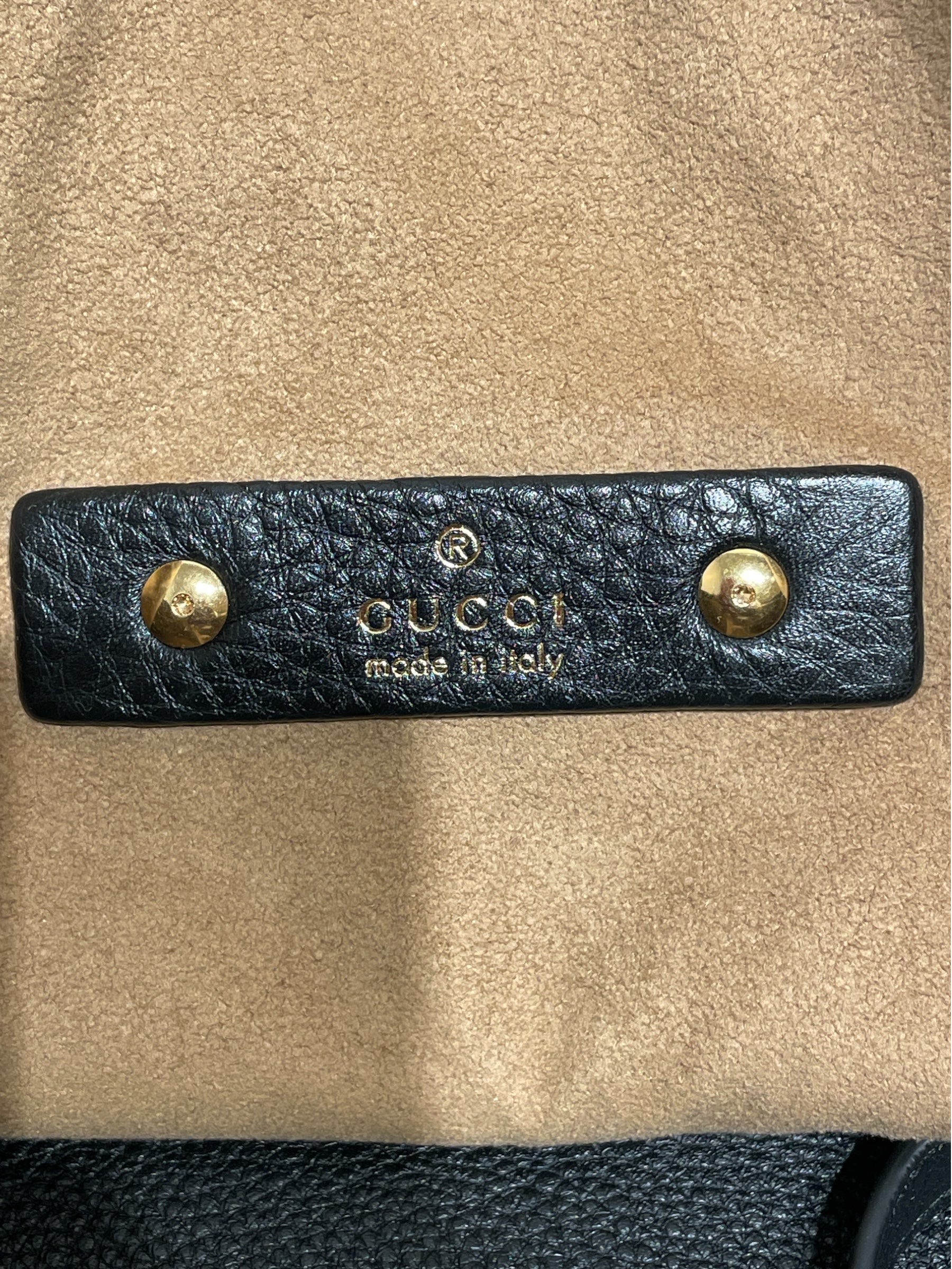 GUCCI/Hand Bag/Leather/BLK/Softit Maxi Shoulder Bag view 4