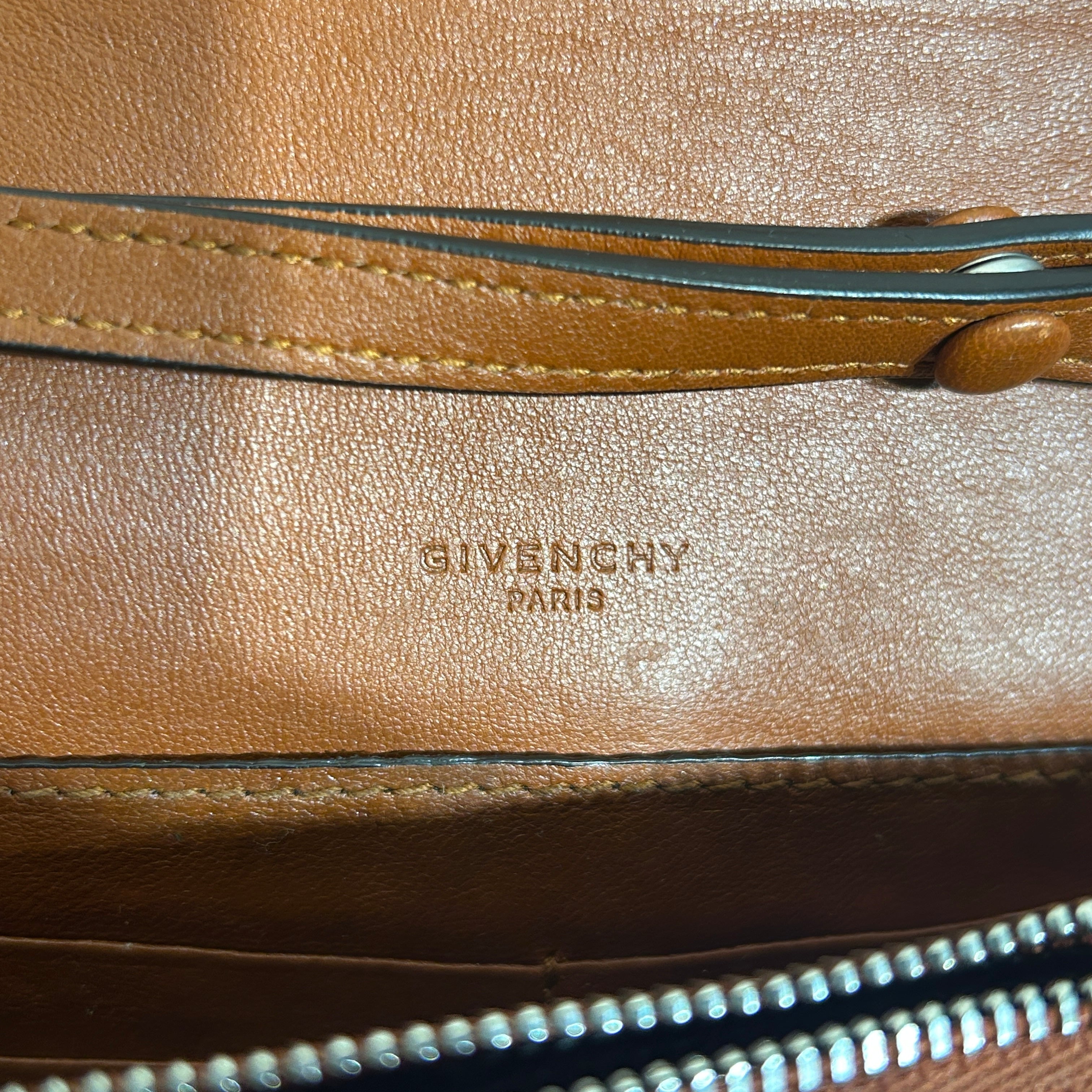 GIVENCHY/Cross Body Bag/PNK/ view 6