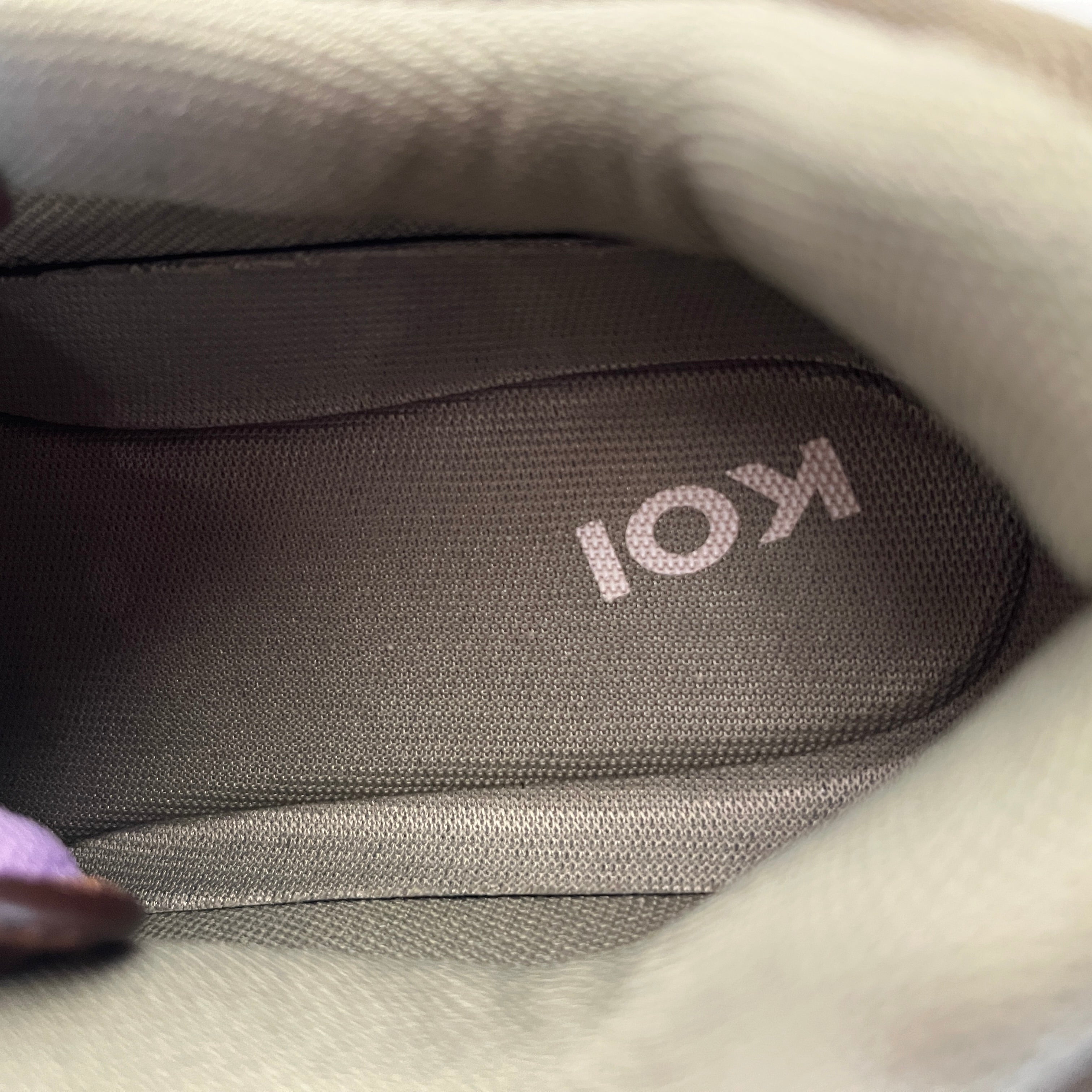 KOI/Low-Sneakers/US 11/MLT/ view 3