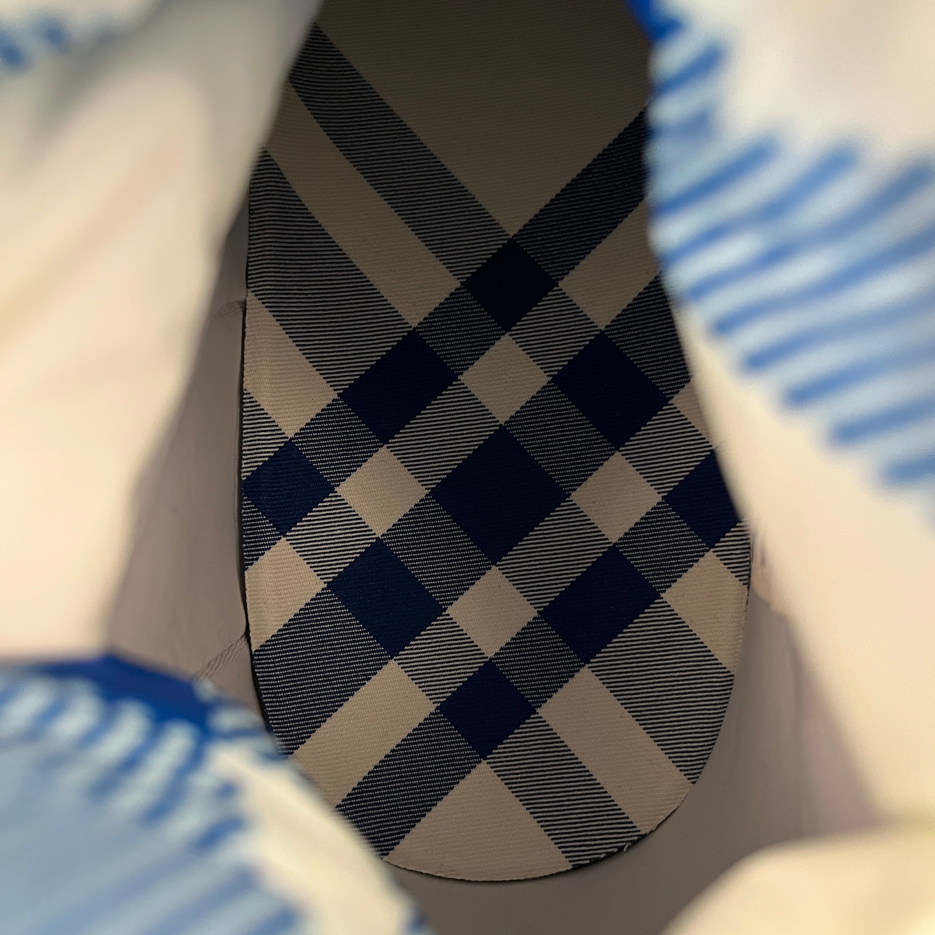 BURBERRY BLUE LABEL/Boots/EU 44/Gingham Check/Nylon/WHT/check pillow view 3