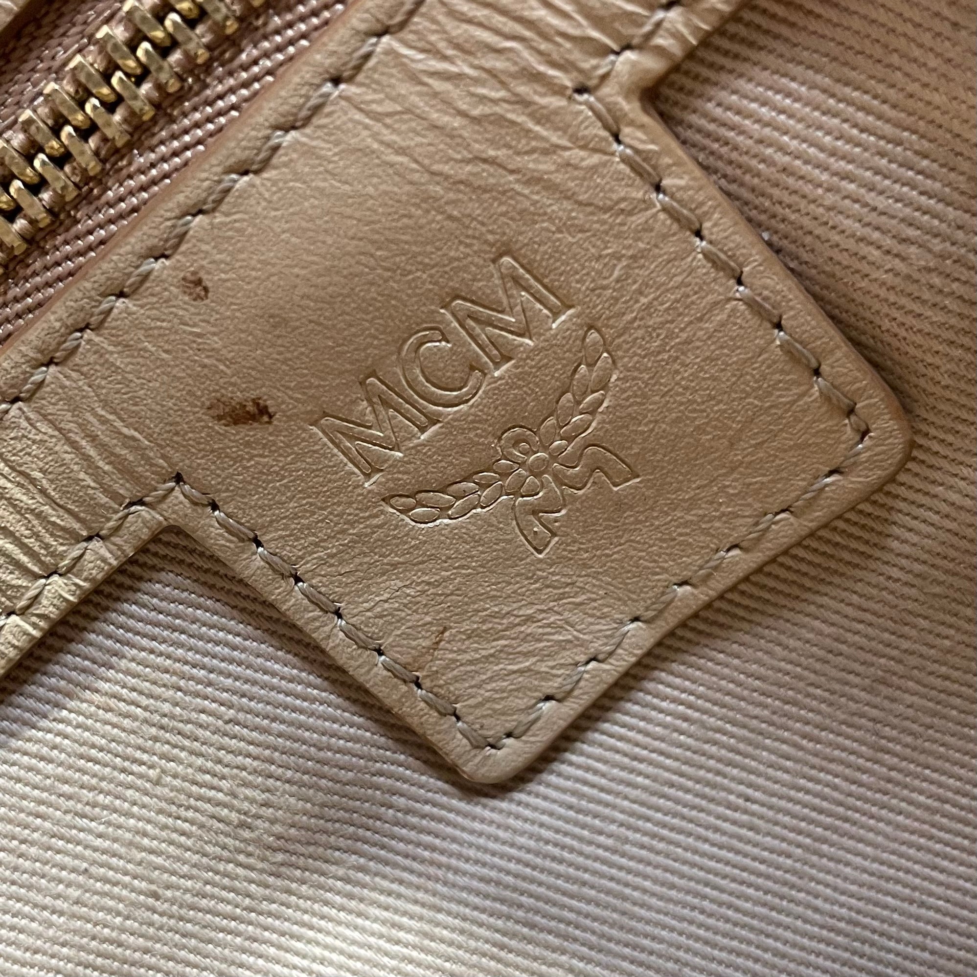MCM/Cross Body Bag/Monogram/Leather/GLD/ view 3