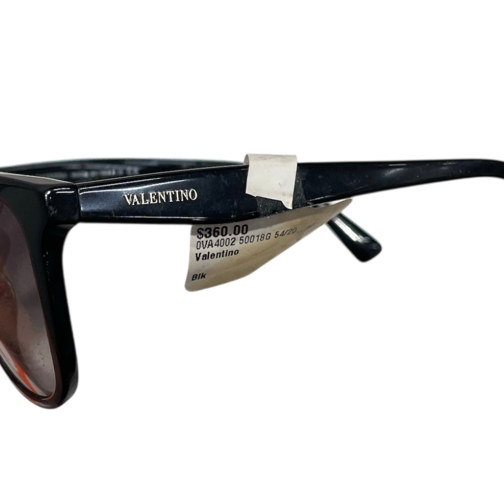 VALENTINO/Sunglasses/Plastic/BLK/gold nose bridge rivet end view 3