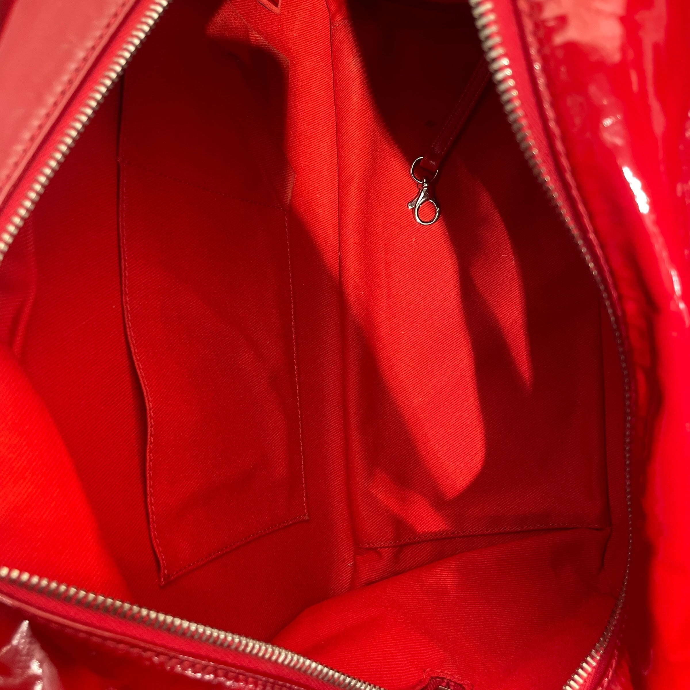 CHANEL/Bag/Leather/RED/Quilted CC Bowler view 4