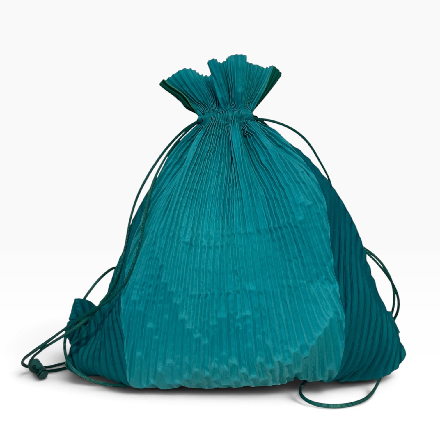 me ISSEY MIYAKE/Backpack/GRN/pleats drawstring bag green view 2