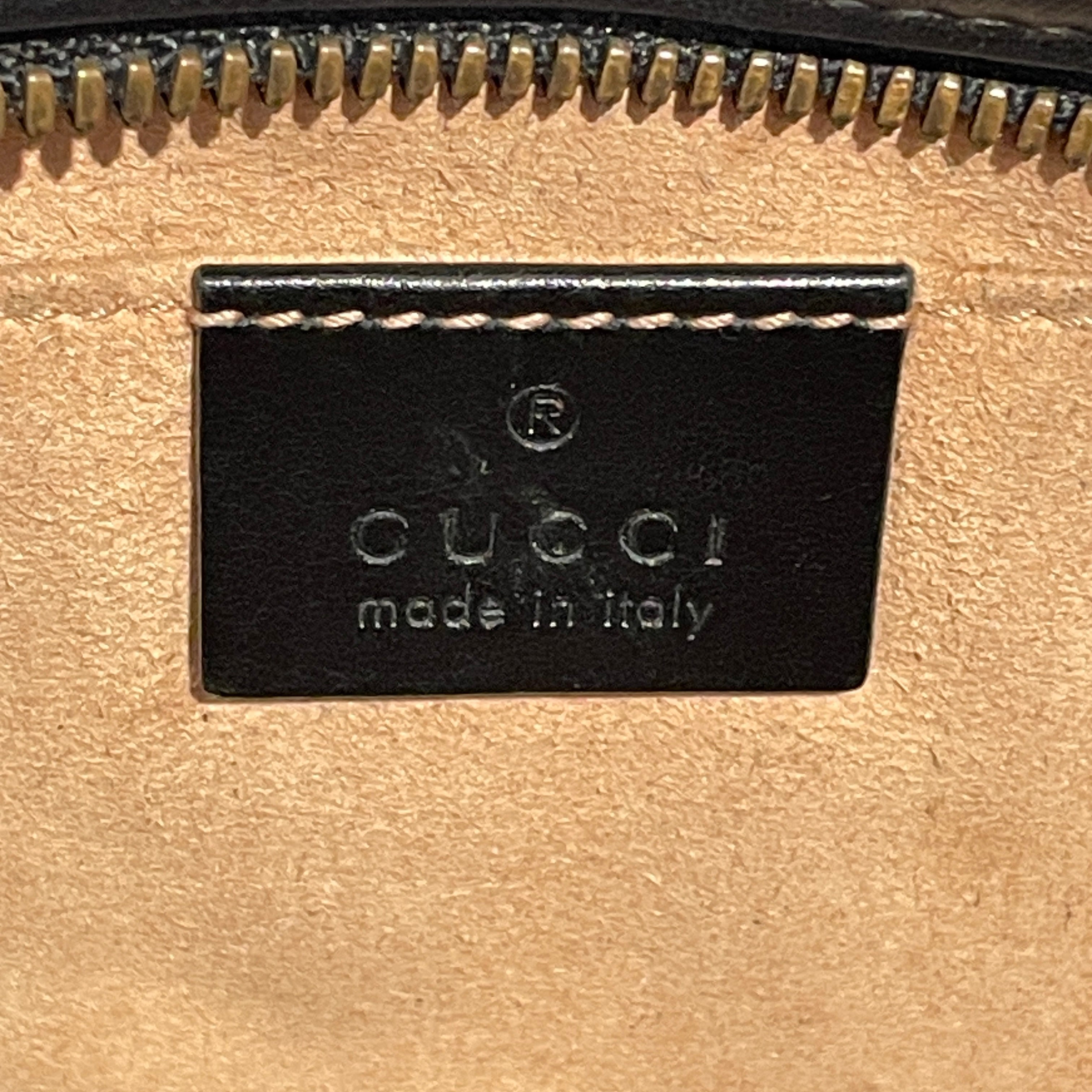 GUCCI/Cross Body Bag/Leather/BLK/GG Marmont quilted CB view 5