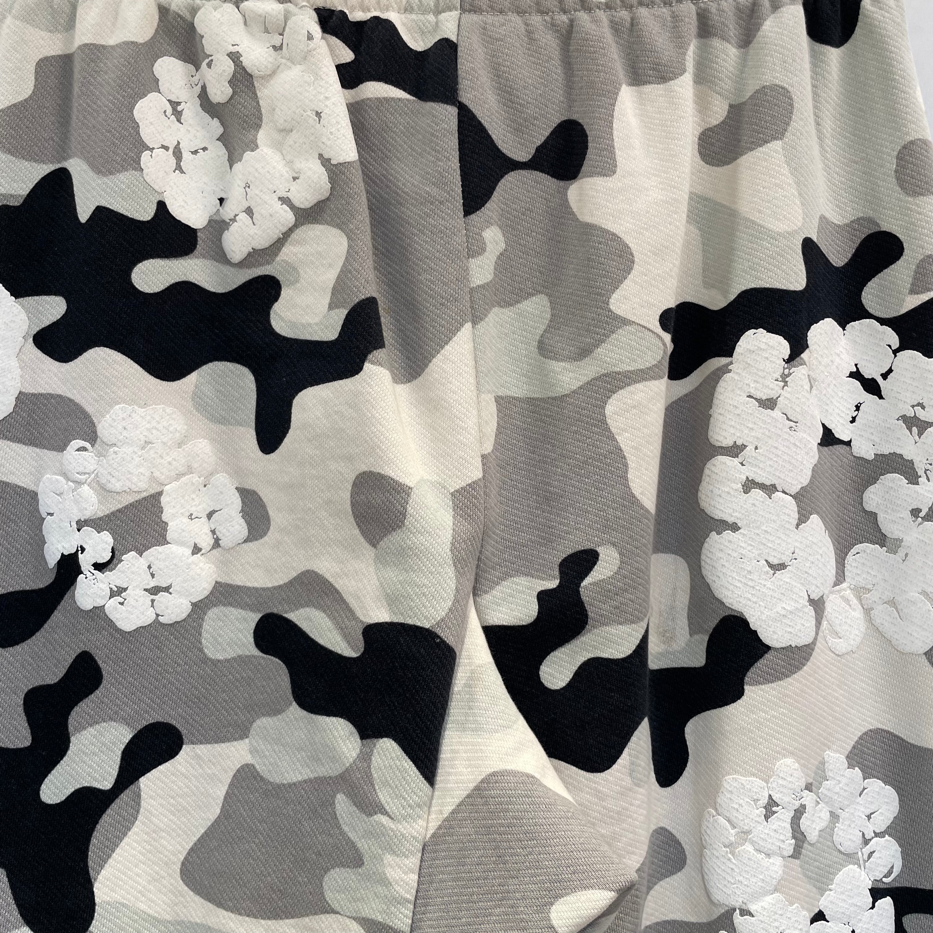 DENIM TEARS/Pants/M/Cotton/WHT/Camouflage/Cuffed White Camo Sweats view 3