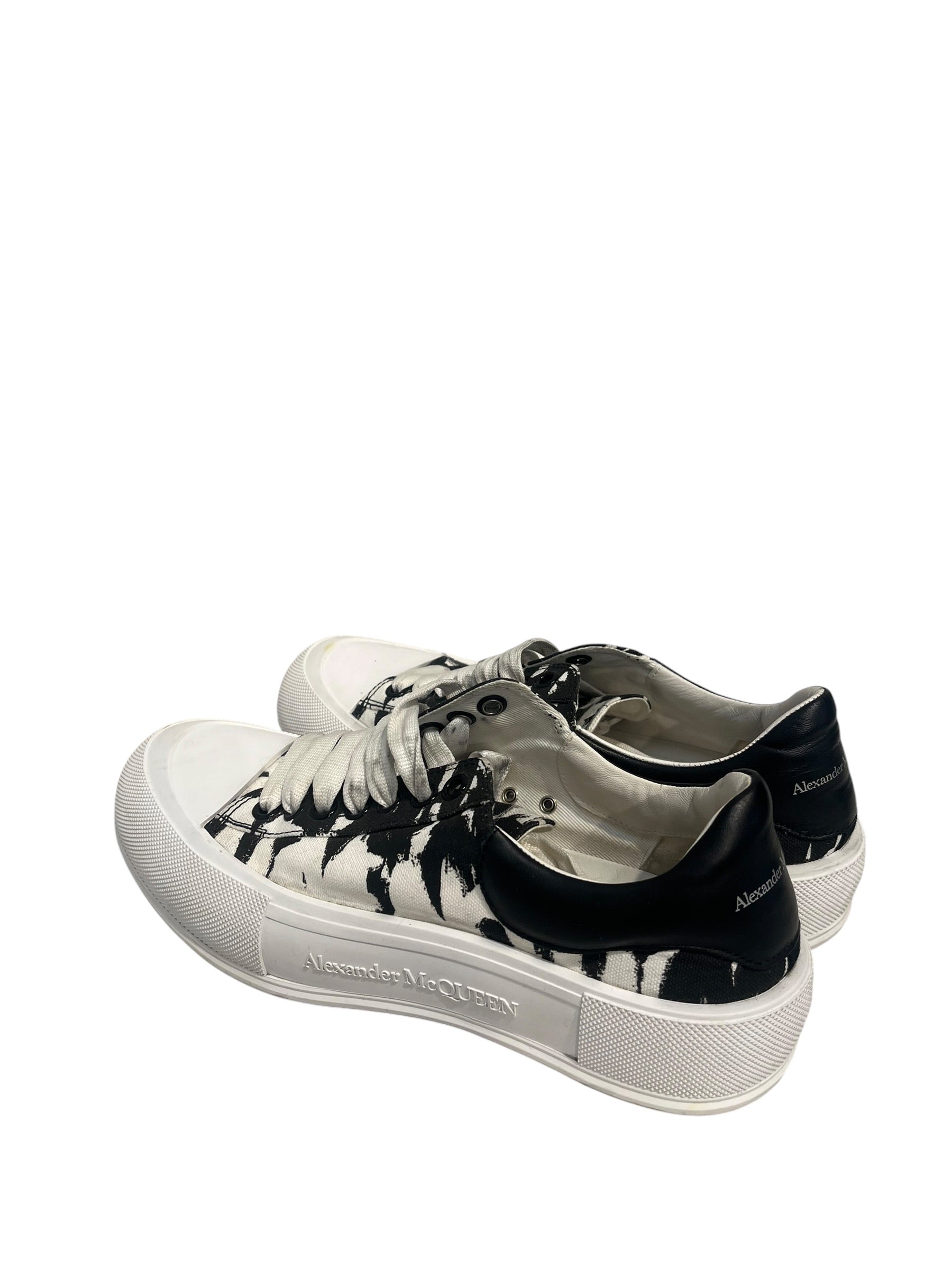 Alexander McQueen/Low-Sneakers/EU 42/All Over Print/WHT/BLK GRY CANAS PRINT view 2