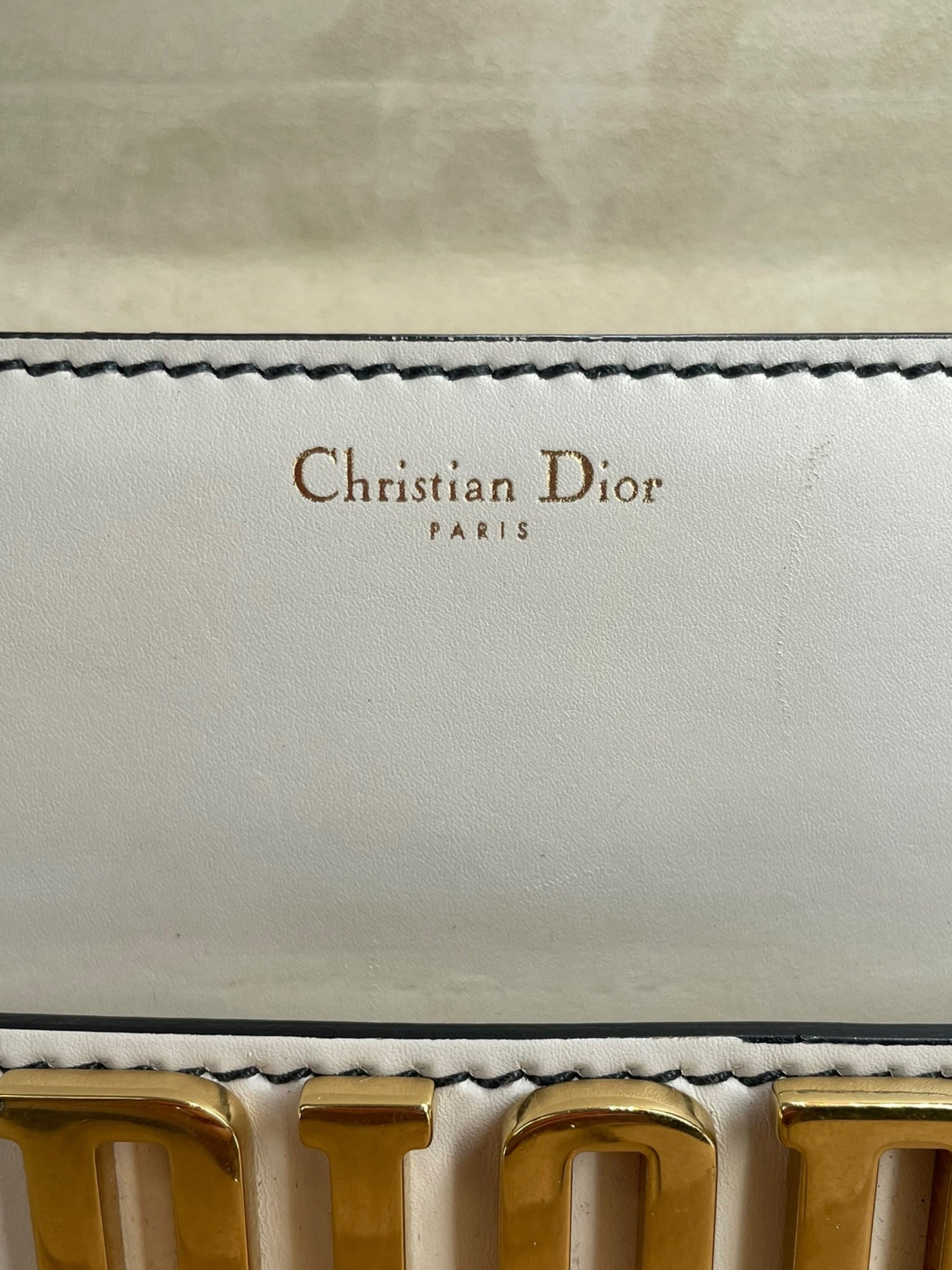 Christian Dior/Bag/Leather/WHT/SIGNATURE GOLD HARDWARE CLUTCH view 5