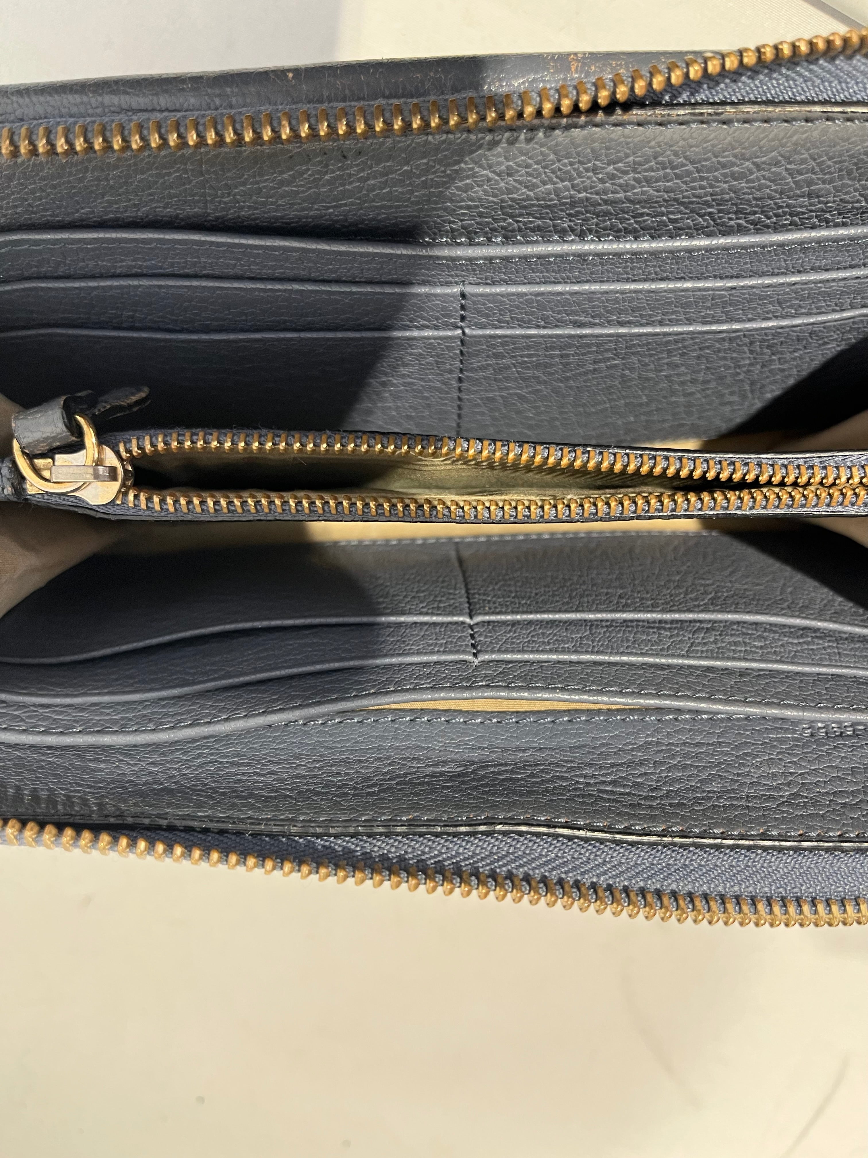 Chloe/Long Wallet/Leather/BLU/Elise Model view 5