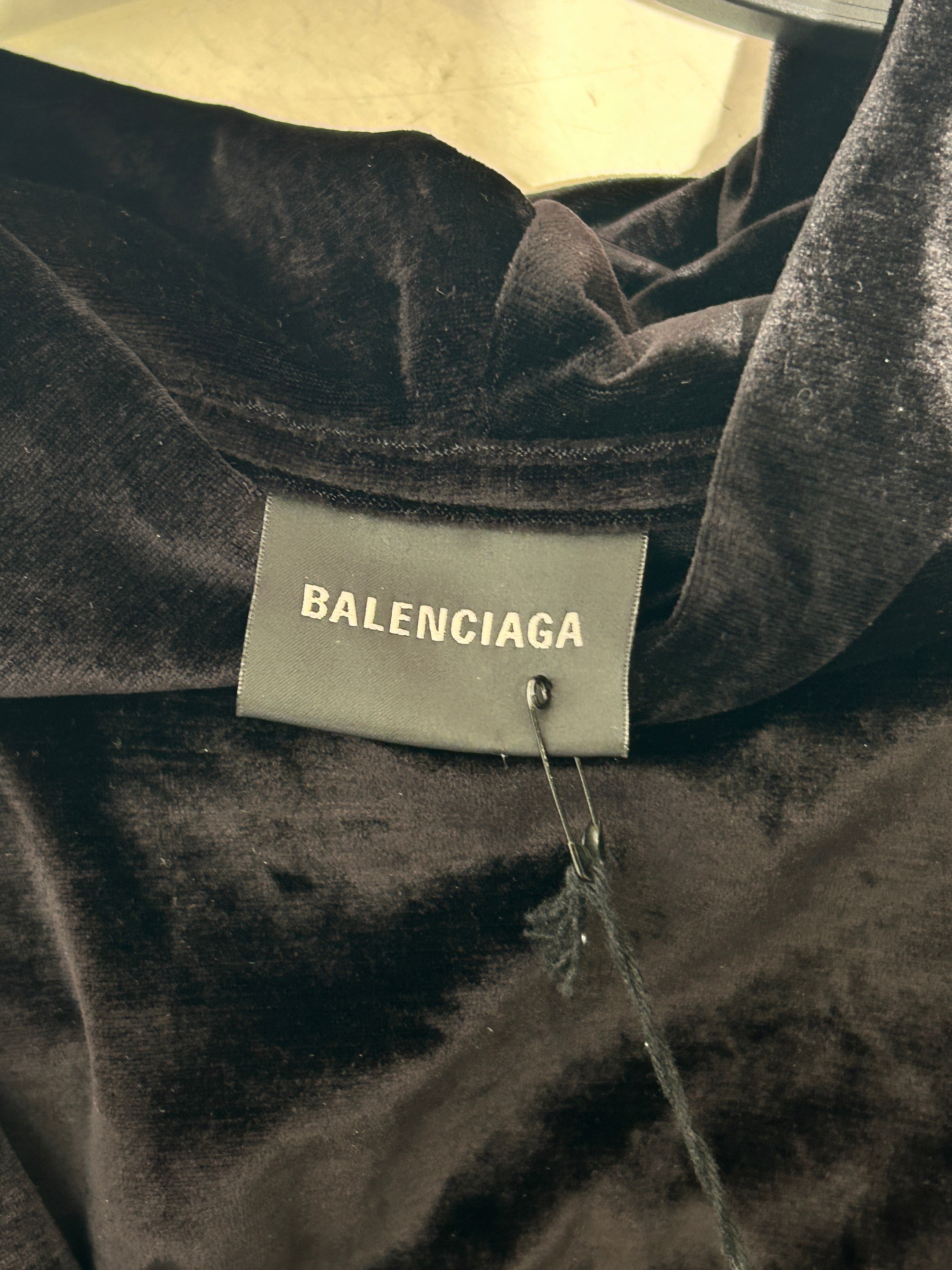 BALENCIAGA/Hoodie/1/Velour/BLK/ view 3