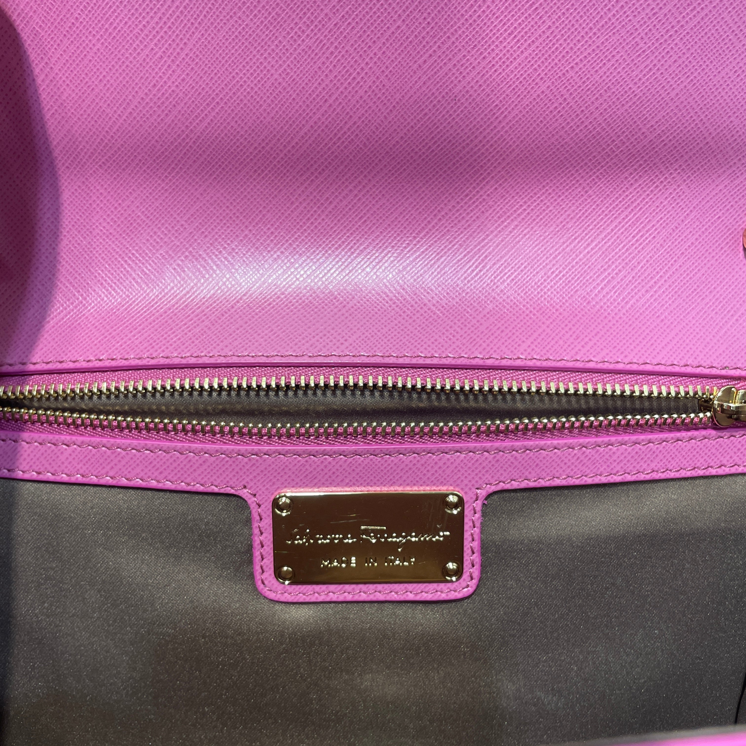 Salvatore Ferragamo/Cross Body Bag/Leather/PNK/Vara Bow Shoulder Bag view 6