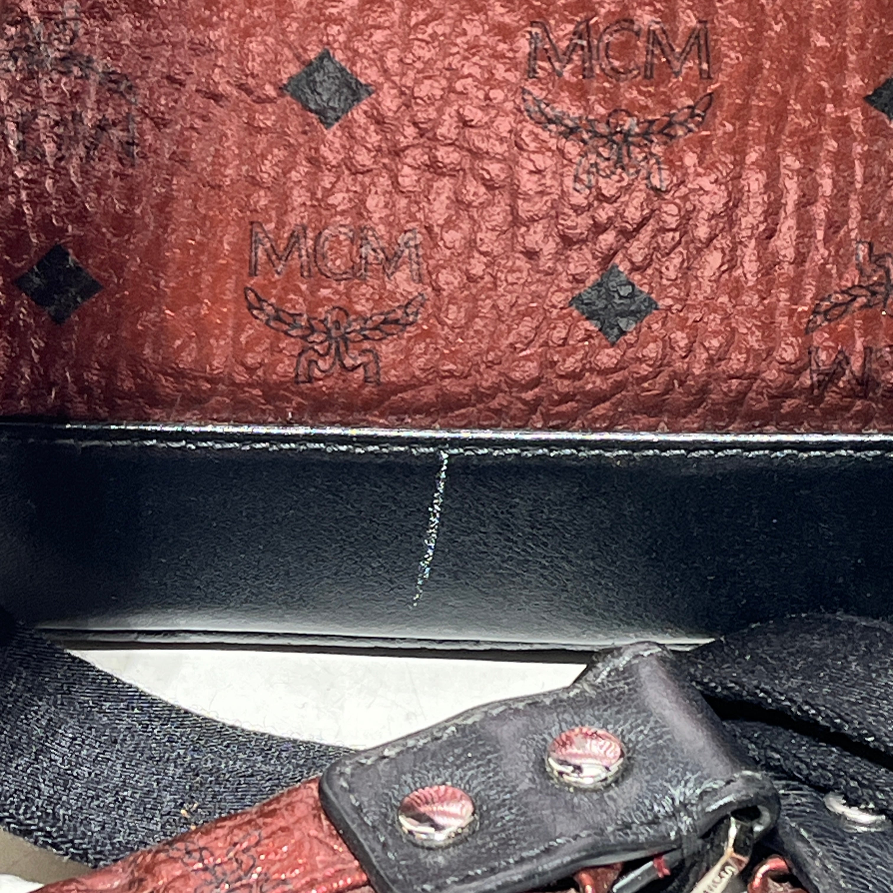 MCM/Backpack/Leather/RED/red medium bckpck view 8