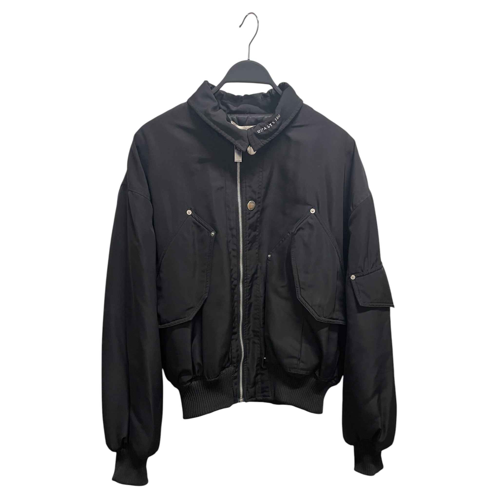 1017 ALYX 9SM(ALYX)/Jacket/L/Nylon/BLK/SILVER LOGO COLLAR/PCKT ON SLV view 1