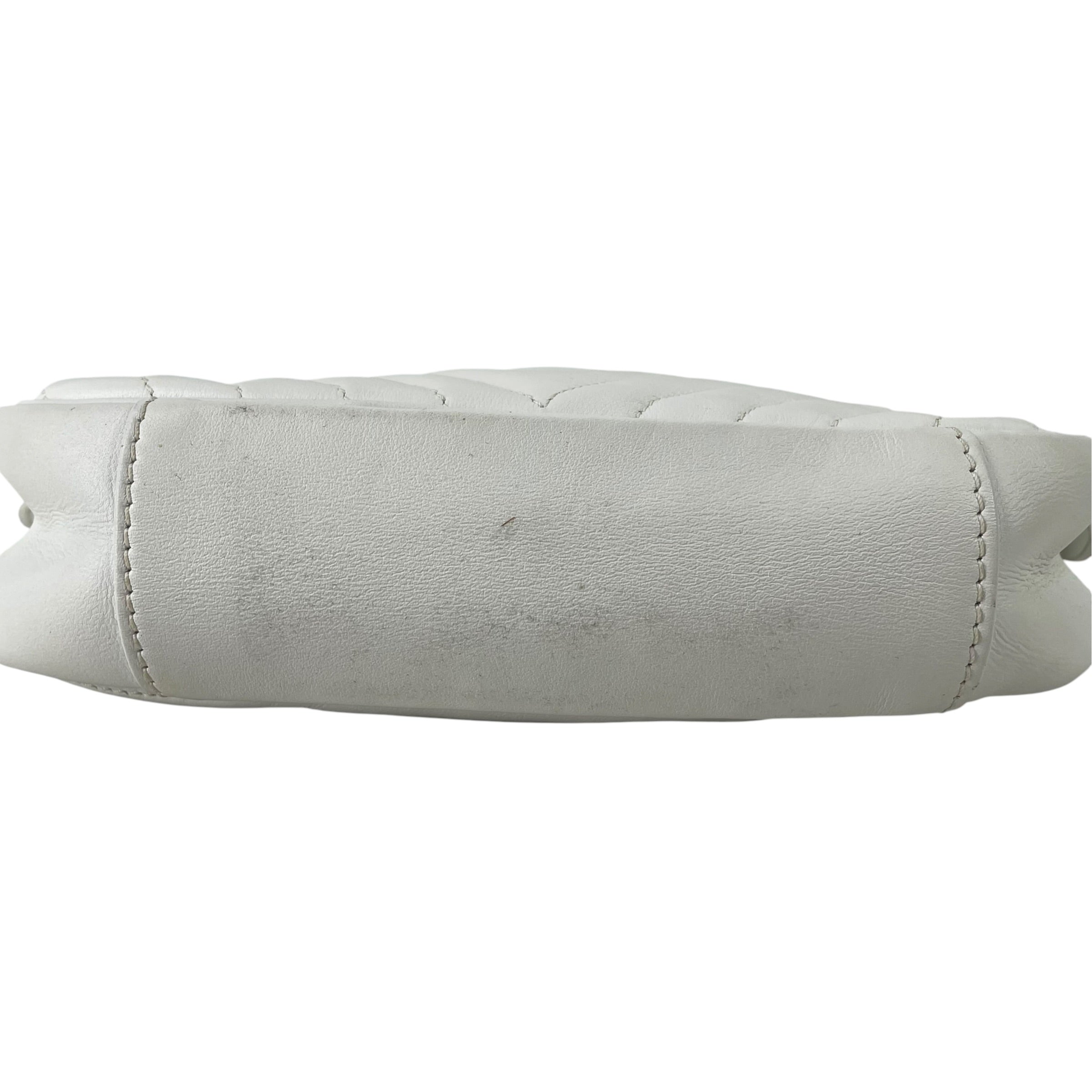 LOUIS VUITTON/Cross Body Bag/Leather/WHT/GLD HRDWR QUILTED WAVE CAMERA view 6