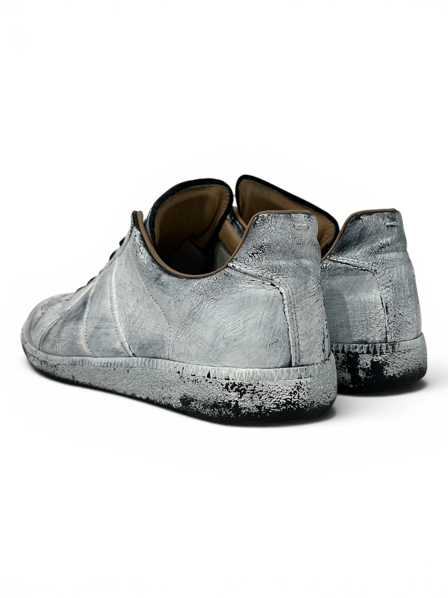 Maison Margiela/Low-Sneakers/EU 45/Leather/WHT/WHT PAINT REPLICAS view 2