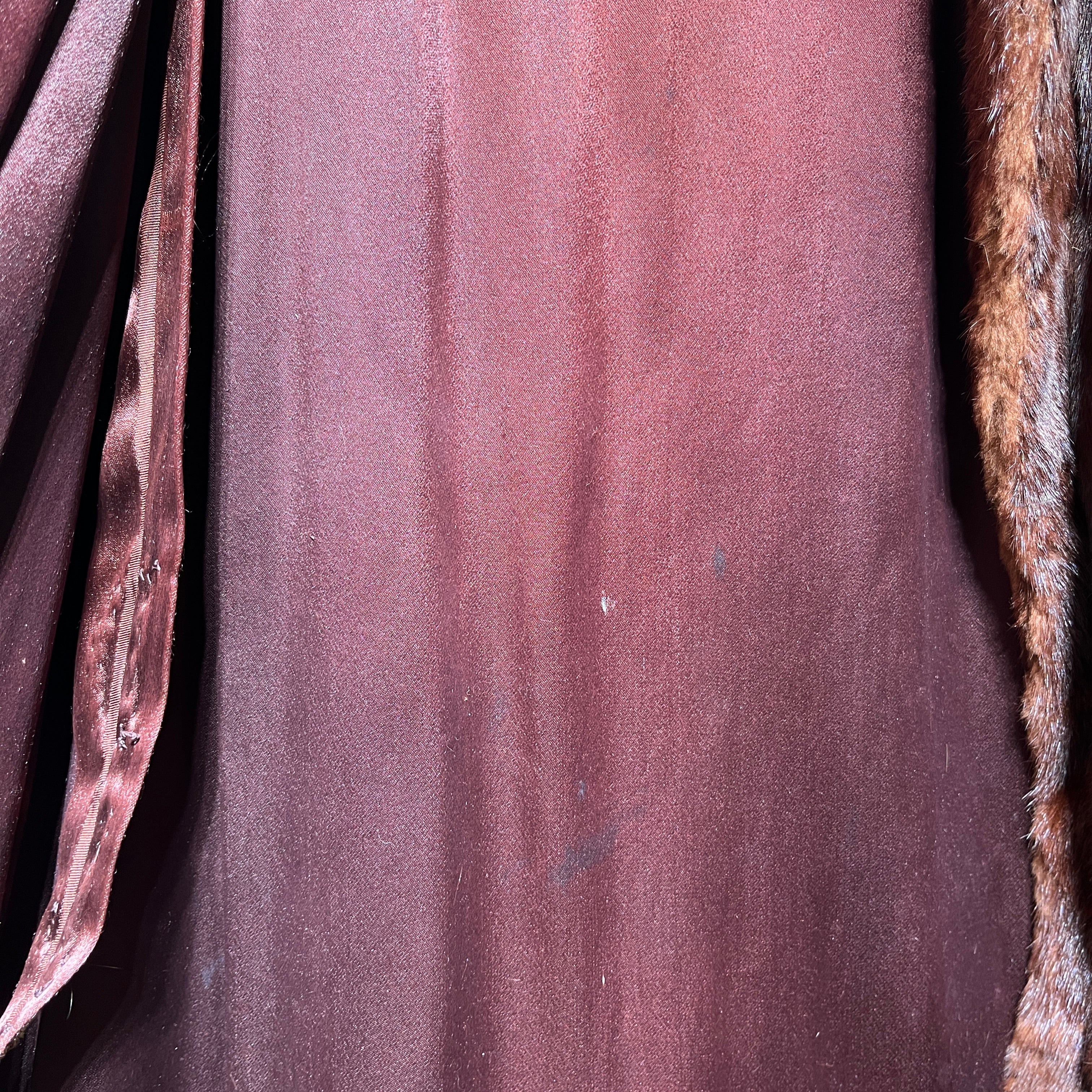 Vintage/Coat/Fur/BRW/Auburn/VerticalPile view 4