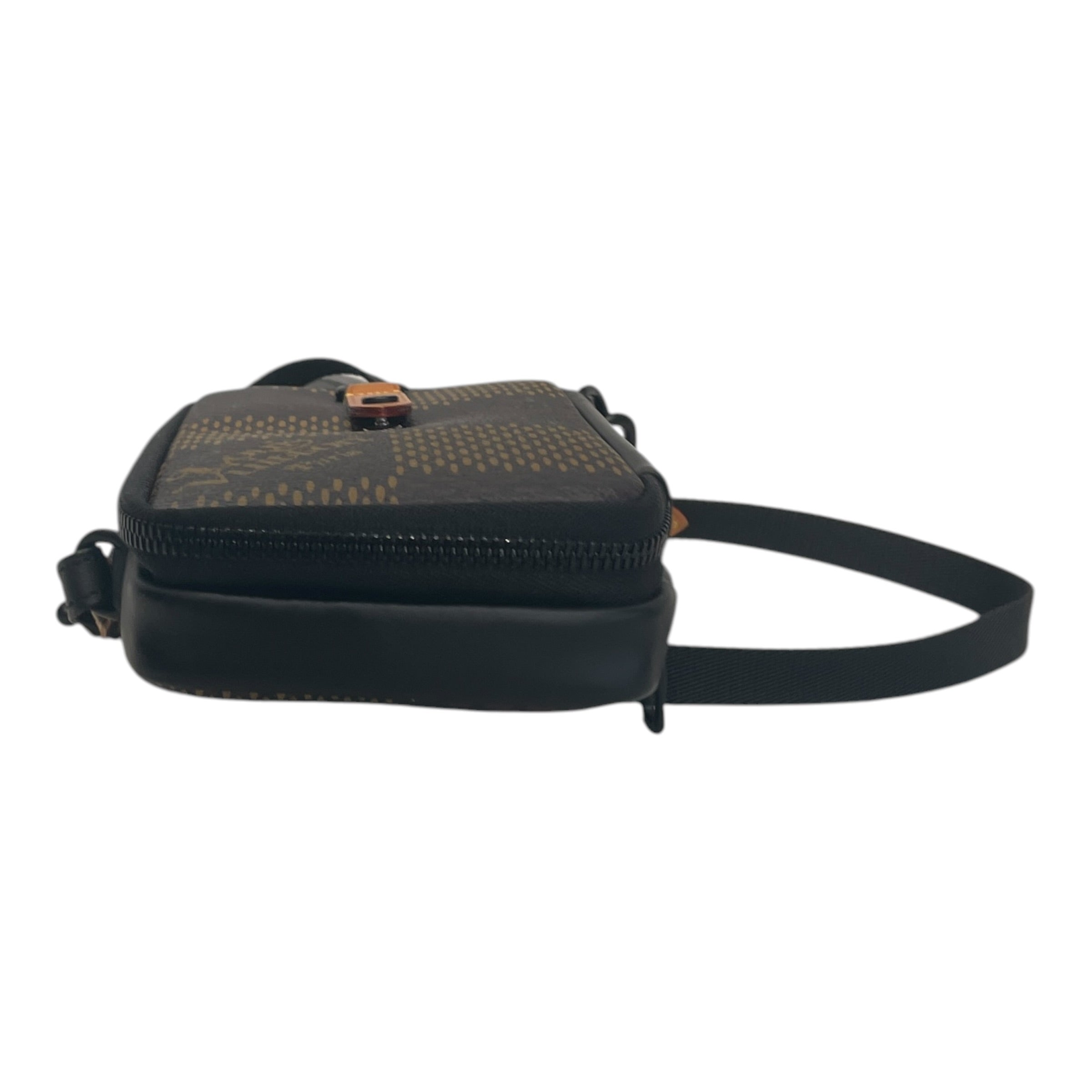 LOUIS VUITTON/Cross Body Bag/Graphic/Leather/BRW/NIGO DOUBLE PHONE POUCH view 3